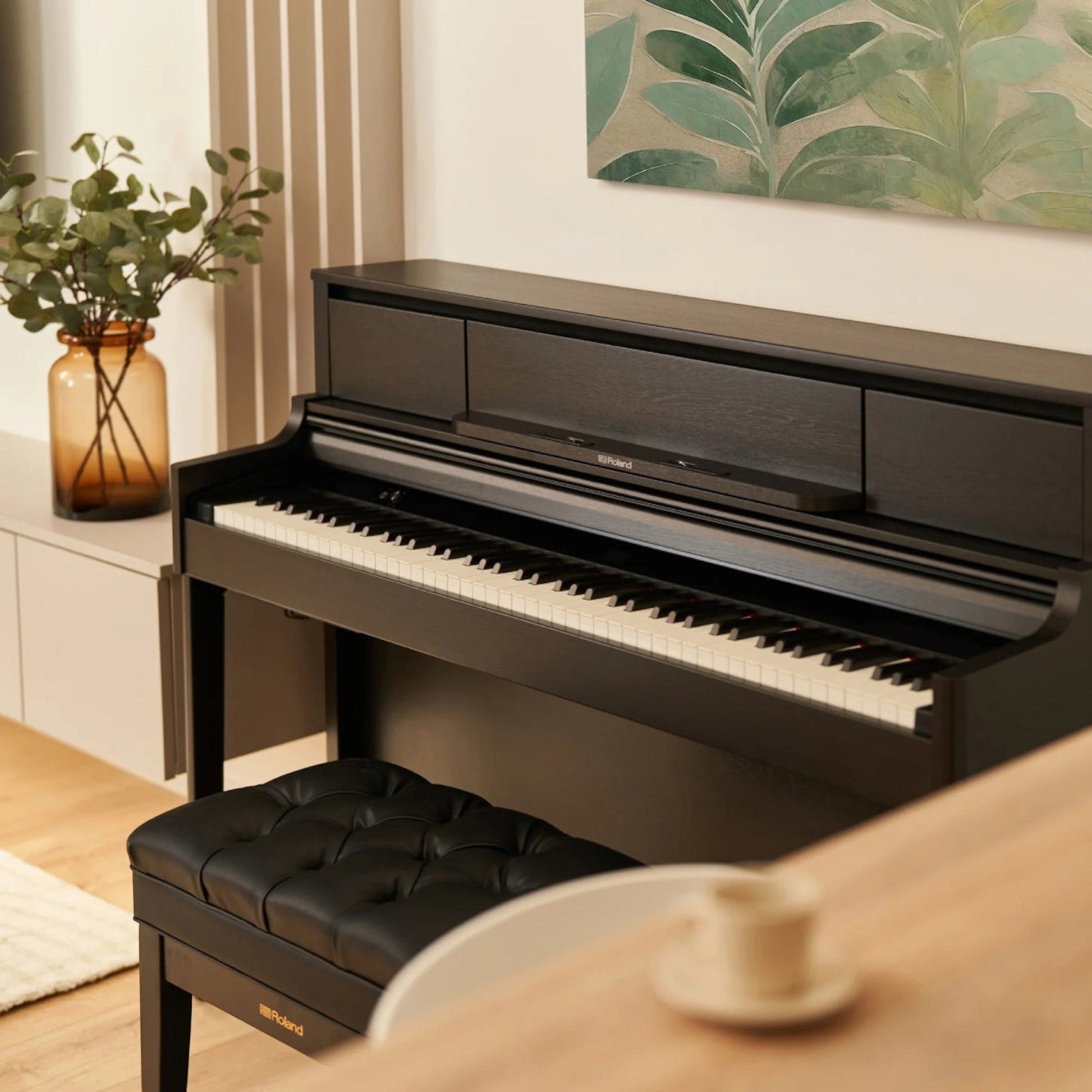 Đàn piano điện Roland LX-5 màu đen sang trọng với bàn phím PHA-50 tại showroom TÂN NHẠC CỤ