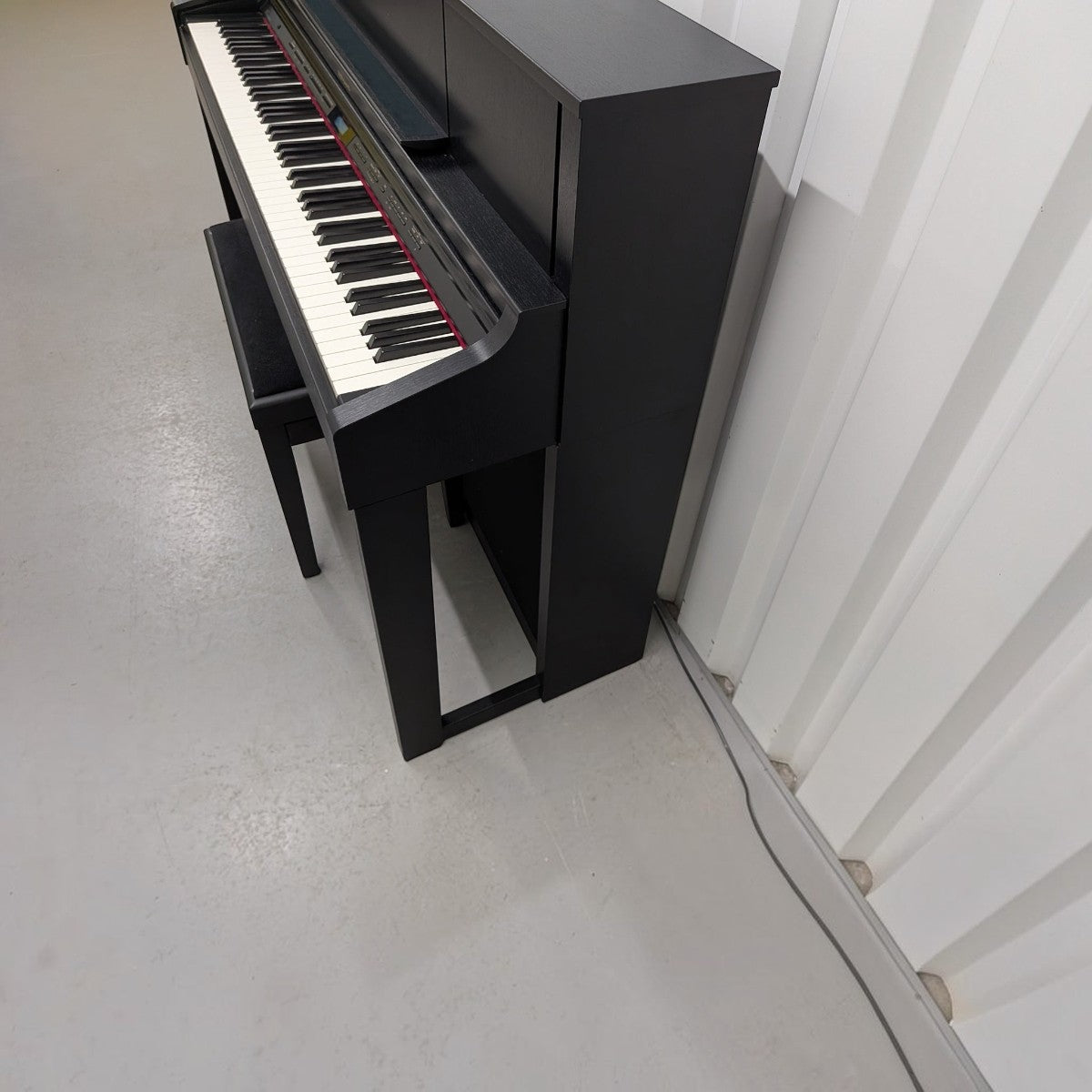 Đàn piano điện Roland LX7 màu đen sang trọng tại TÂN NHẠC CỤ, thiết kế upright cao cấp với bàn phím PHA-50