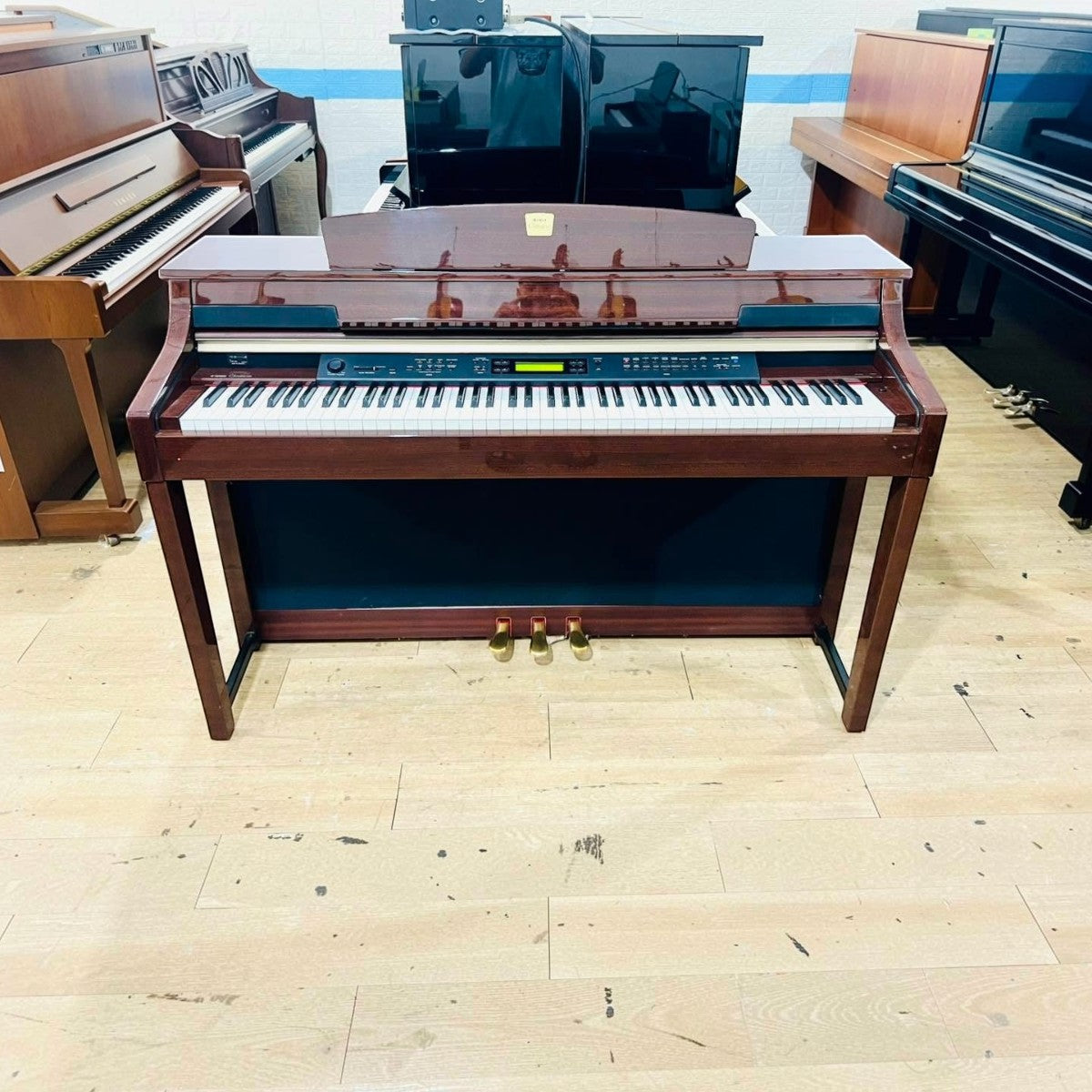 Đàn piano điện TÂN NHẠC CỤ Yamaha CLP-380 màu gỗ gụ bóng, bàn phím gỗ Natural Wood cao cấp, thiết kế dáng tủ sang trọng