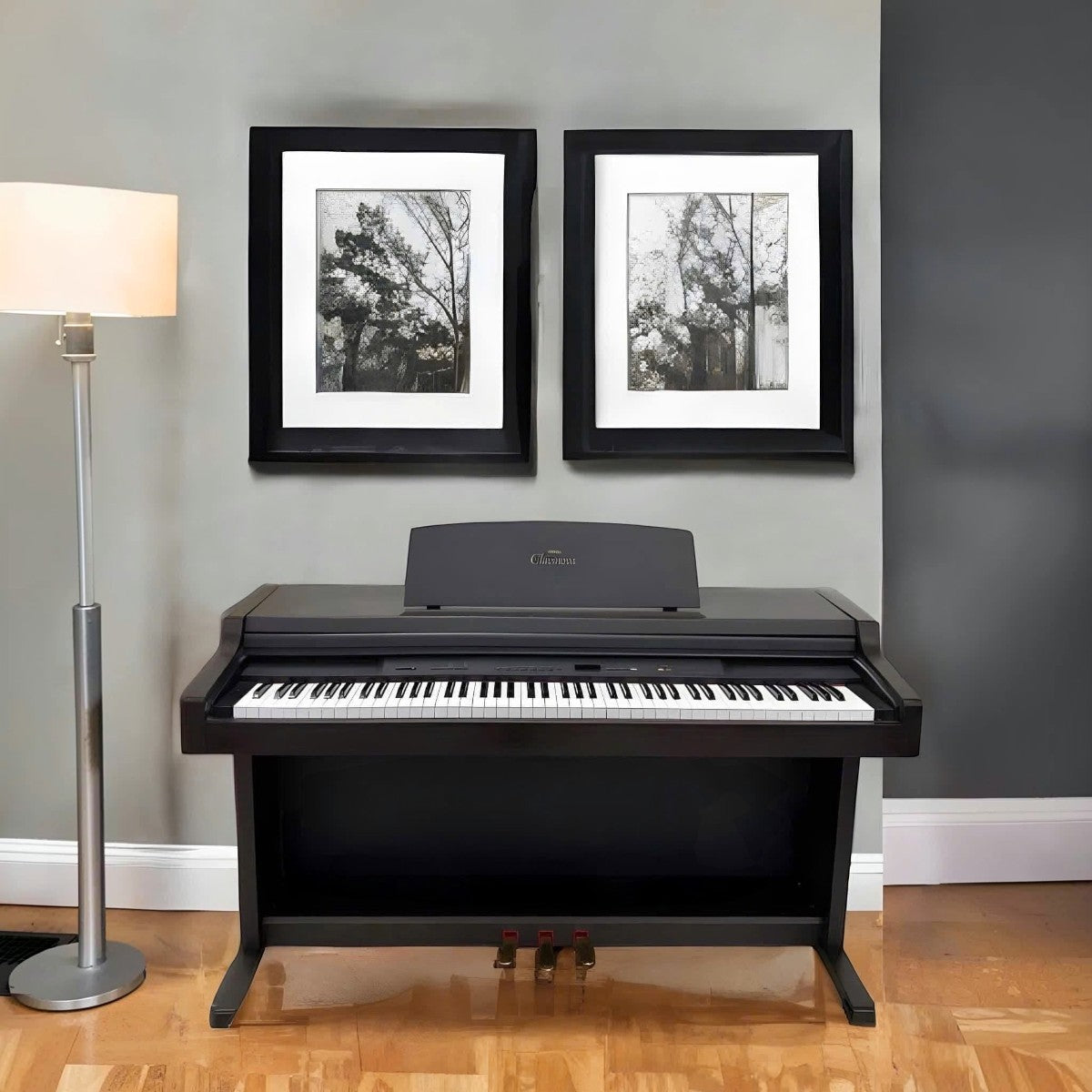 Đàn piano điện Yamaha CLP-411 Clavinova màu đen dáng tủ sang trọng tại Tân Nhạc Cụ