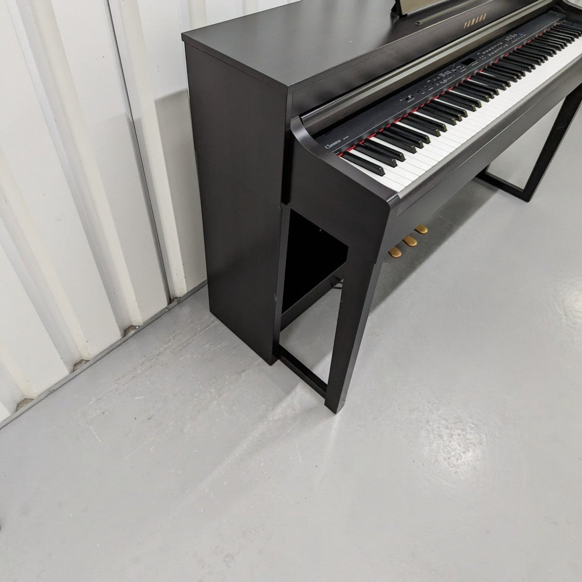 Đàn piano điện Yamaha CLP430 màu đen sang trọng tại cửa hàng Tân Nhạc Cụ