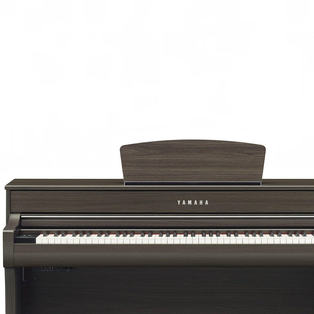 Đàn piano điện Yamaha CLP-735 tại TÂN NHẠC CỤ với thiết kế màu gỗ sang trọng và bàn phím GrandTouch-S cao cấp