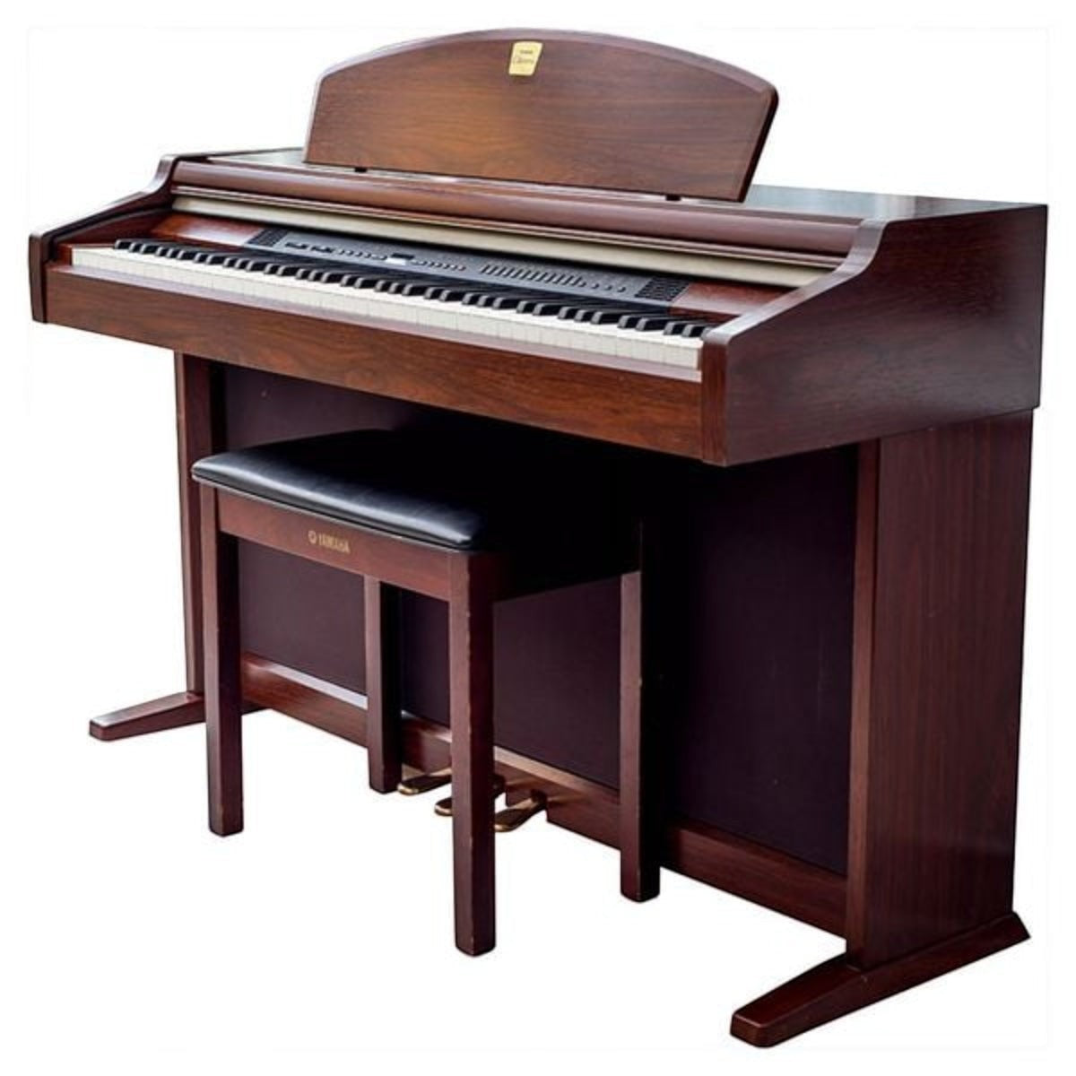 Đàn piano điện Yamaha CLP950 màu nâu gỗ sang trọng tại TÂN NHẠC CỤ với thiết kế cổ điển và ghế ngồi đi kèm