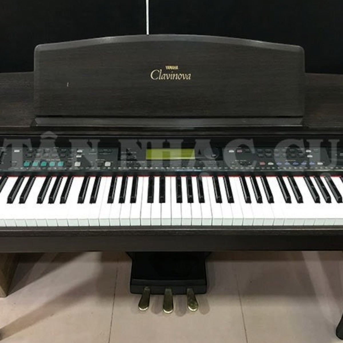 Đàn piano điện TÂN NHẠC CỤ Yamaha Clavinova CVP-79 màu nâu gỗ với 88 phím búa và bảng điều khiển đa năng