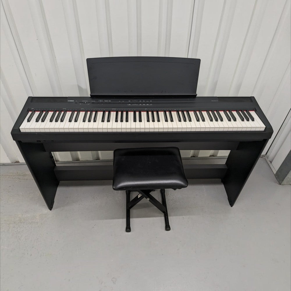Đàn piano điện Yamaha P105 màu đen tại TÂN NHẠC CỤ, thiết kế portable 88 phím GHS kèm ghế ngồi