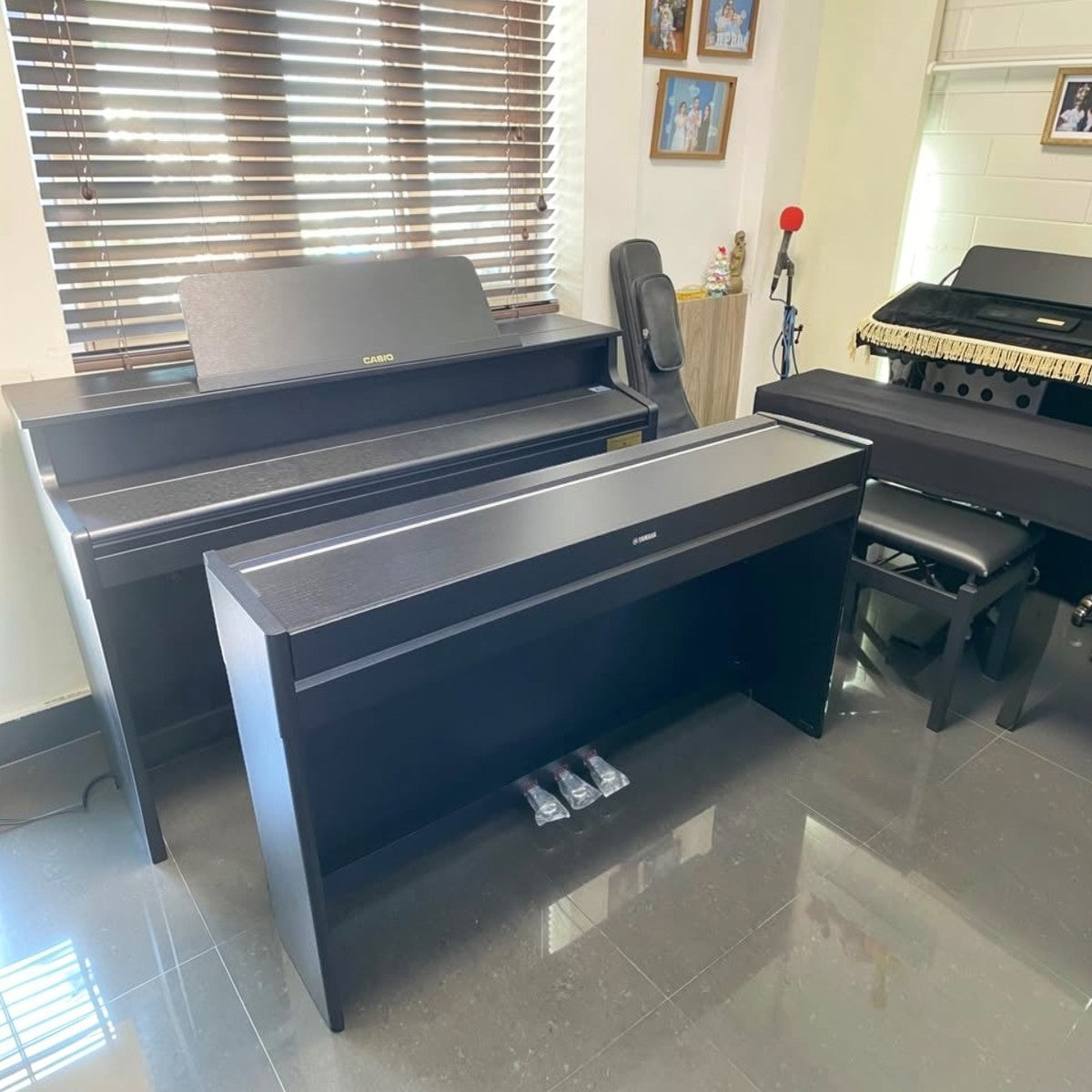 Đàn piano điện Yamaha YDP-S55 màu đen dáng slim mỏng gọn tại showroom TÂN NHẠC CỤ