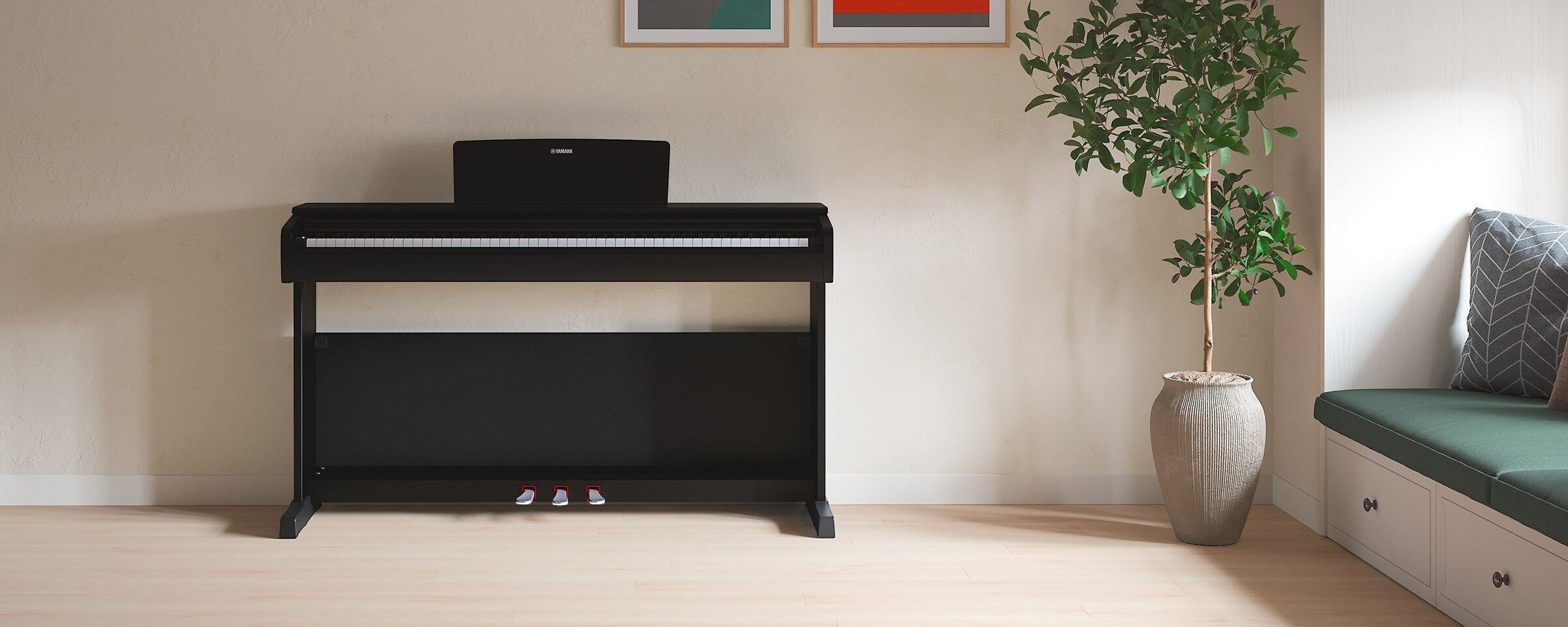 Đàn piano điện TÂN NHẠC CỤ Yamaha YDP-146 màu đen sang trọng, thiết kế hiện đại đặt trong không gian phòng khách ấm cúng