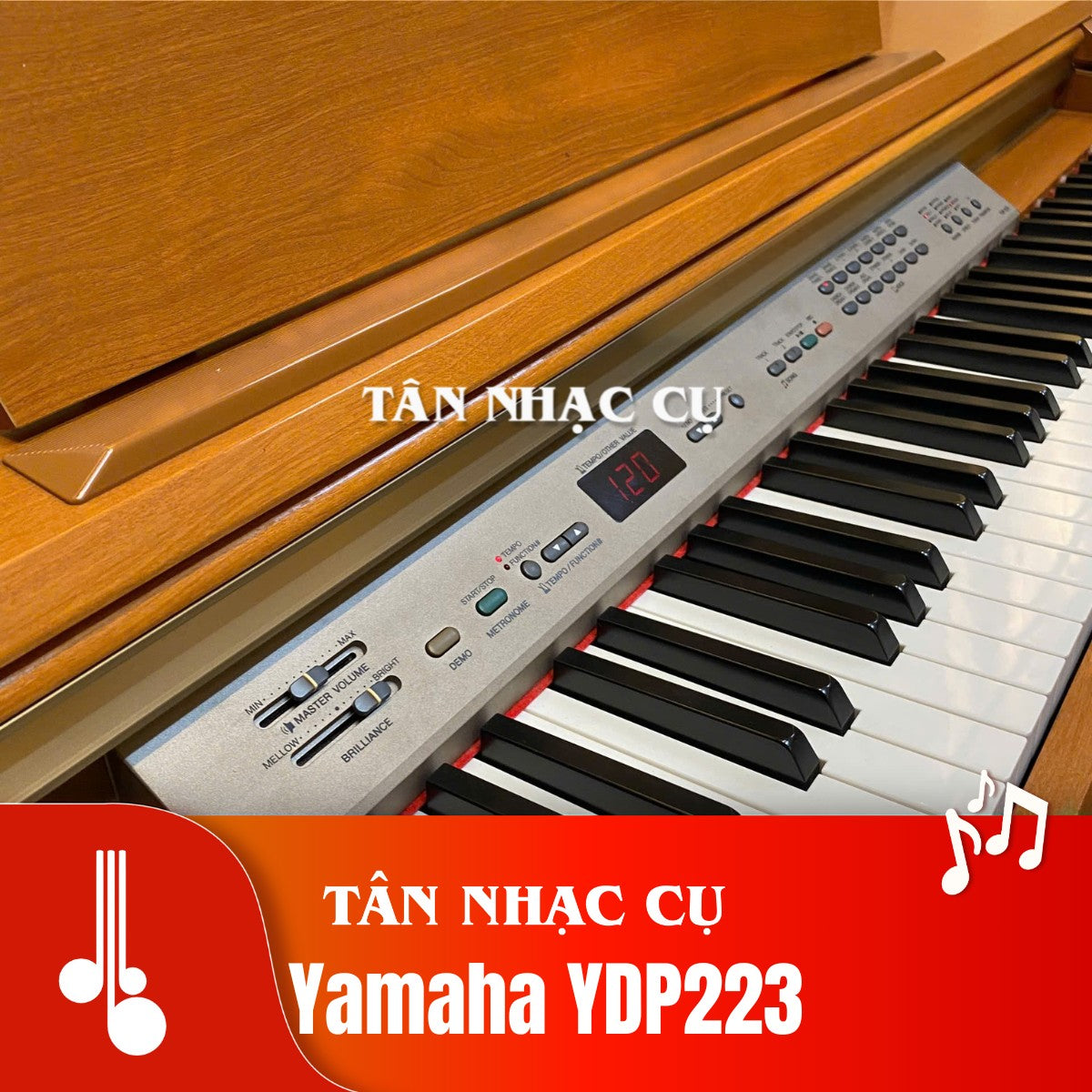 Đàn piano điện Yamaha YDP223 màu gỗ tại TÂN NHẠC CỤ với bảng điều khiển chi tiết và bàn phím 88 phím búa