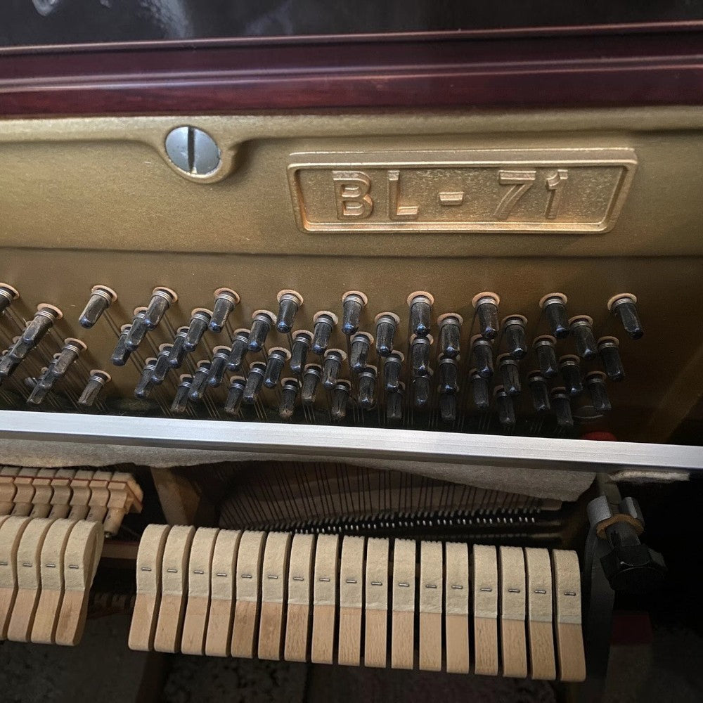 Khung gang và bộ búa đàn piano cơ TÂN NHẠC CỤ Kawai BL71 với chi tiết model BL-71 sắc nét