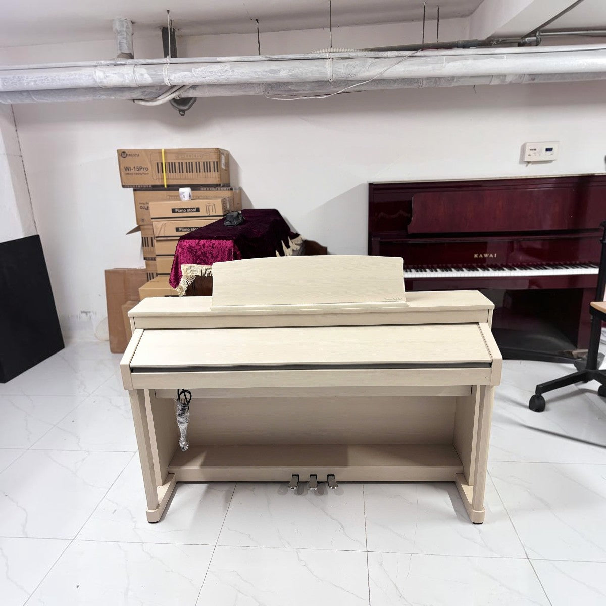 Đàn piano điện TÂN NHẠC CỤ Kawai CA67 màu trắng kem với bàn phím gỗ Grand Feel II cao cấp