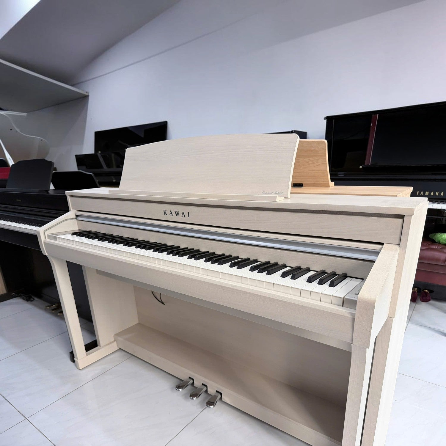 Đàn piano điện TÂN NHẠC CỤ Kawai CA78 màu trắng vân gỗ dáng tủ sang trọng với bàn phím gỗ Grand Feel II cao cấp