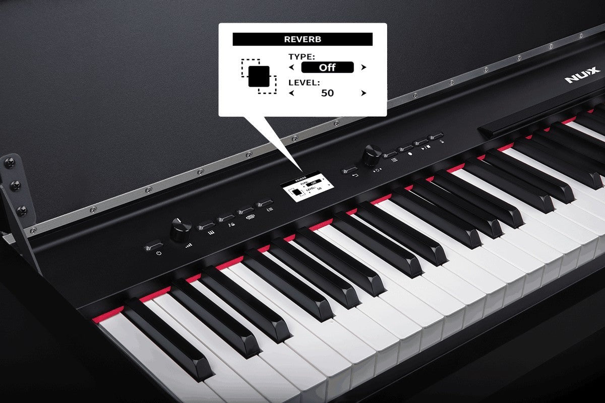 Bảng điều khiển kỹ thuật số trên đàn piano điện TÂN NHẠC CỤ NUX NCK-330 hiển thị cài đặt hiệu ứng Reverb
