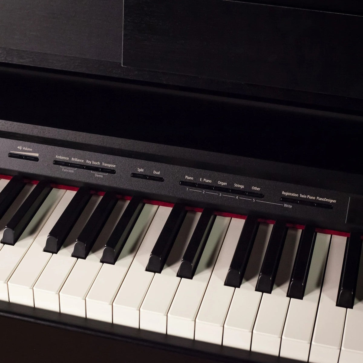 Bàn phím PHA-50 màu đen mờ của đàn piano điện Roland DP603 tại TÂN NHẠC CỤ với các nút điều khiển chức năng