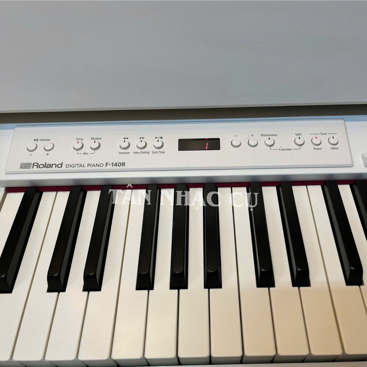 Bảng điều khiển và bàn phím PHA-4 của đàn piano điện TÂN NHẠC CỤ Roland F140R màu trắng