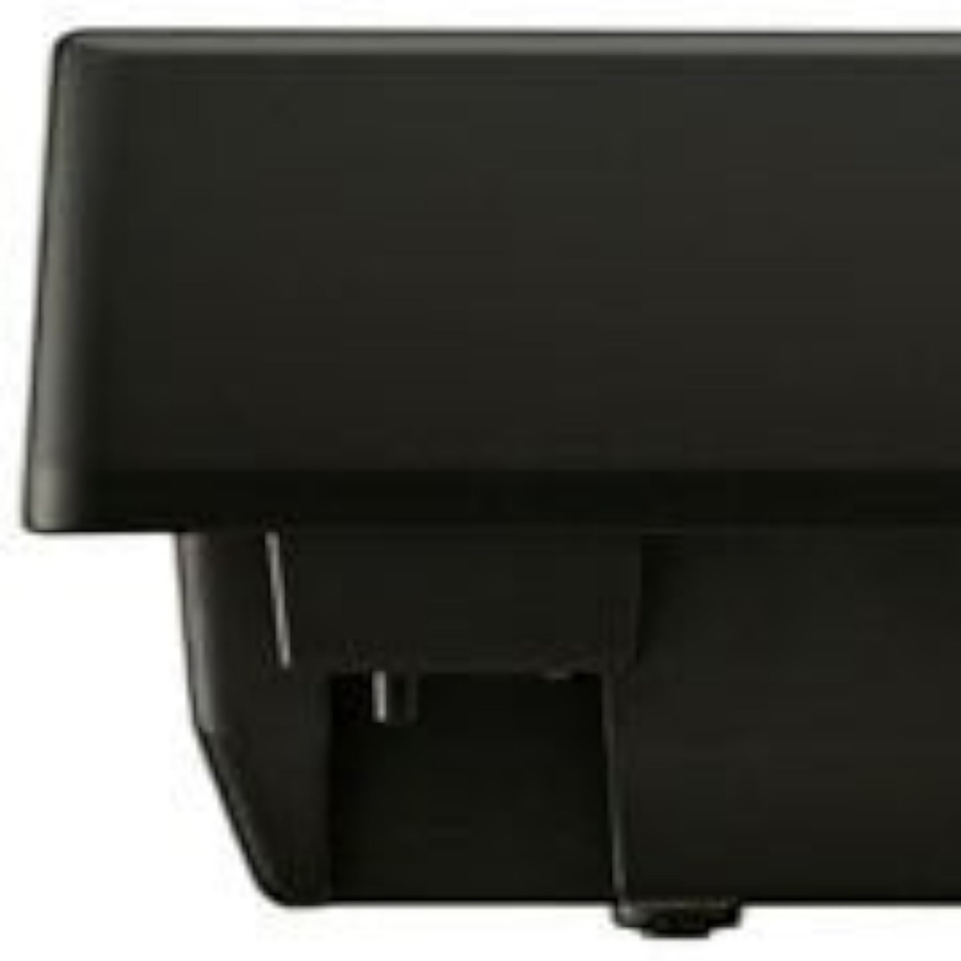Mặt sau đàn piano điện Roland FP-10 tại TÂN NHẠC CỤ với các cổng kết nối USB và nguồn điện