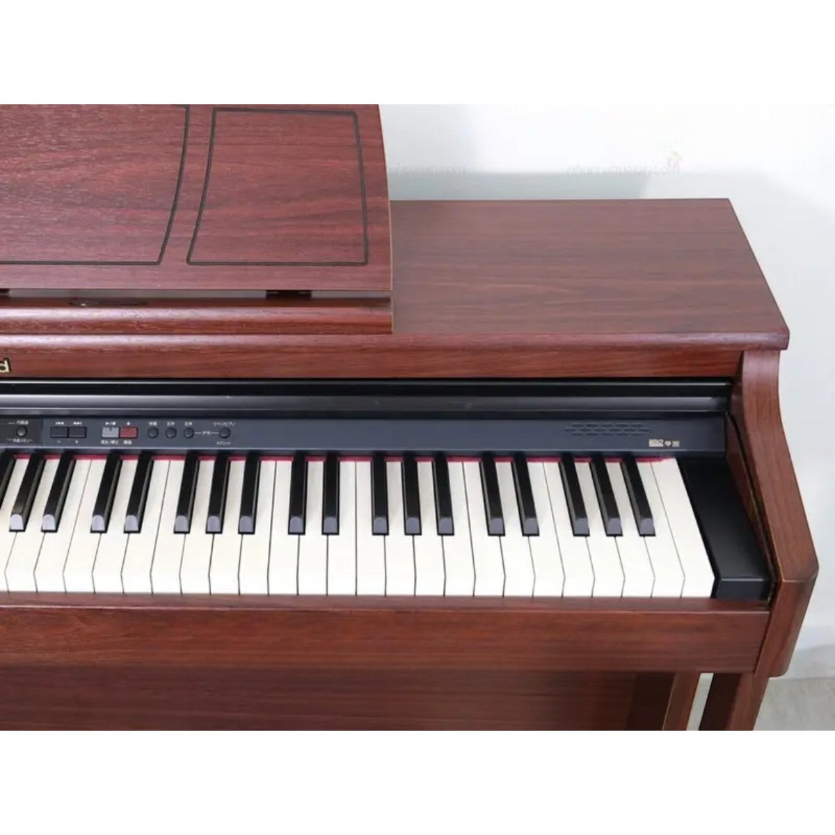 Đàn piano điện TÂN NHẠC CỤ Roland HP205GP màu nâu gỗ sang trọng với bàn phím búa PHA II Ivory Feel chân thực