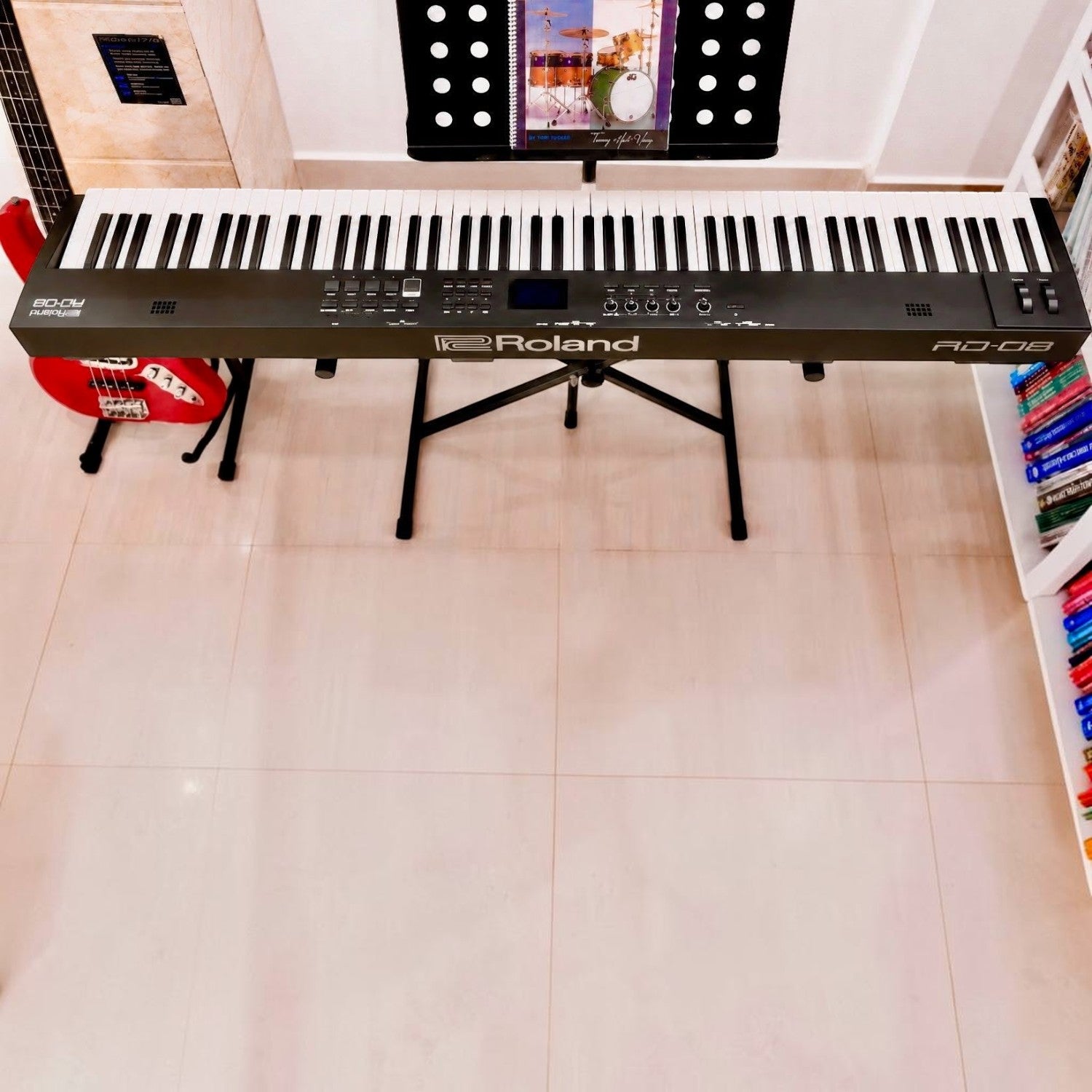 Đàn piano điện Roland RD-08 màu đen 88 phím tại showroom TÂN NHẠC CỤ