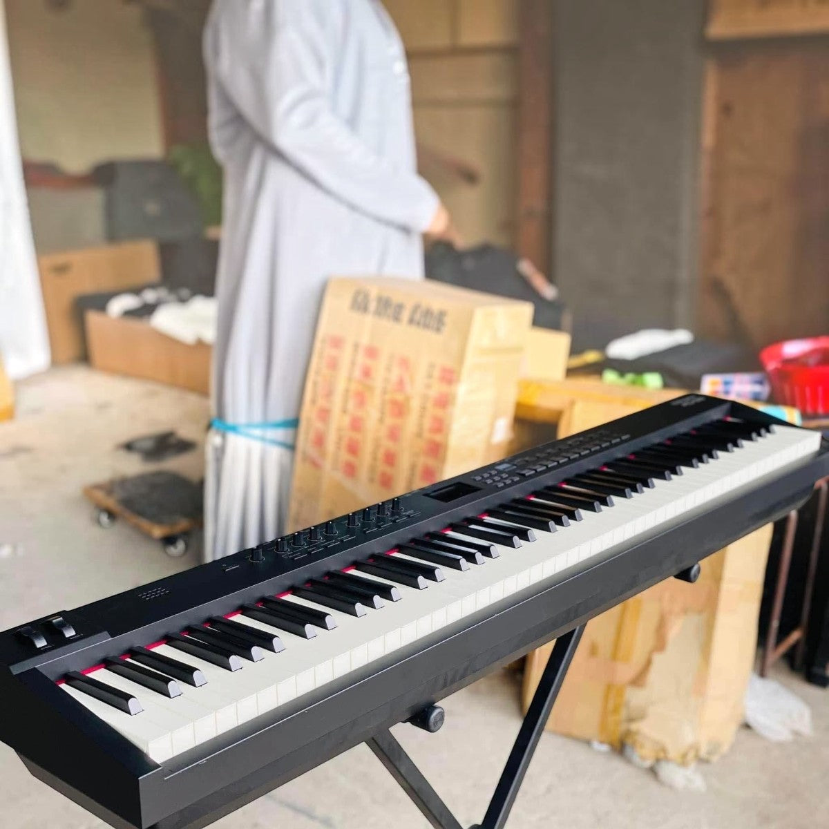 Đàn piano điện Roland RD-88 màu đen 88 phím tại showroom TÂN NHẠC CỤ