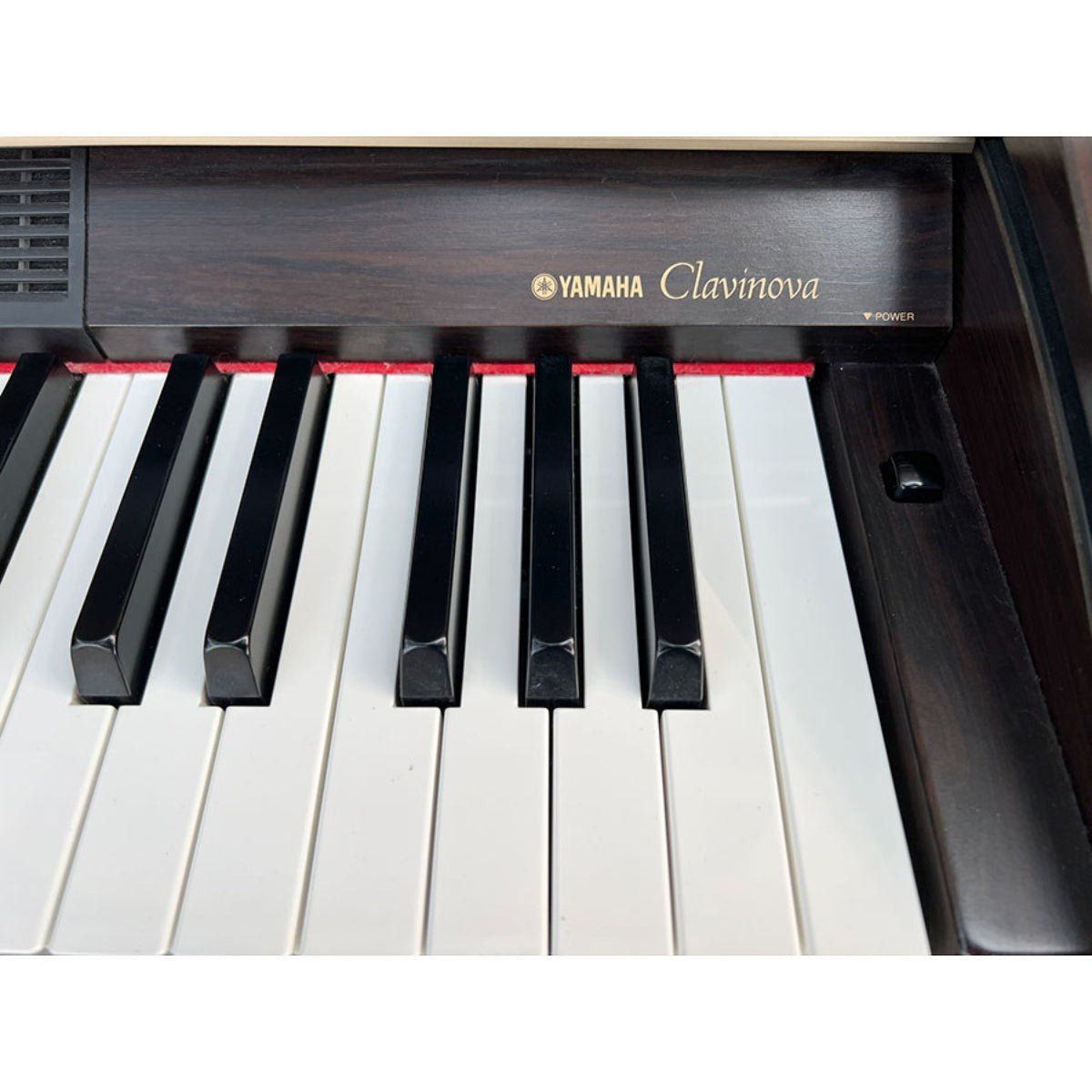 Bàn phím đàn piano điện Yamaha CLP950 màu nâu đen sang trọng tại TÂN NHẠC CỤ