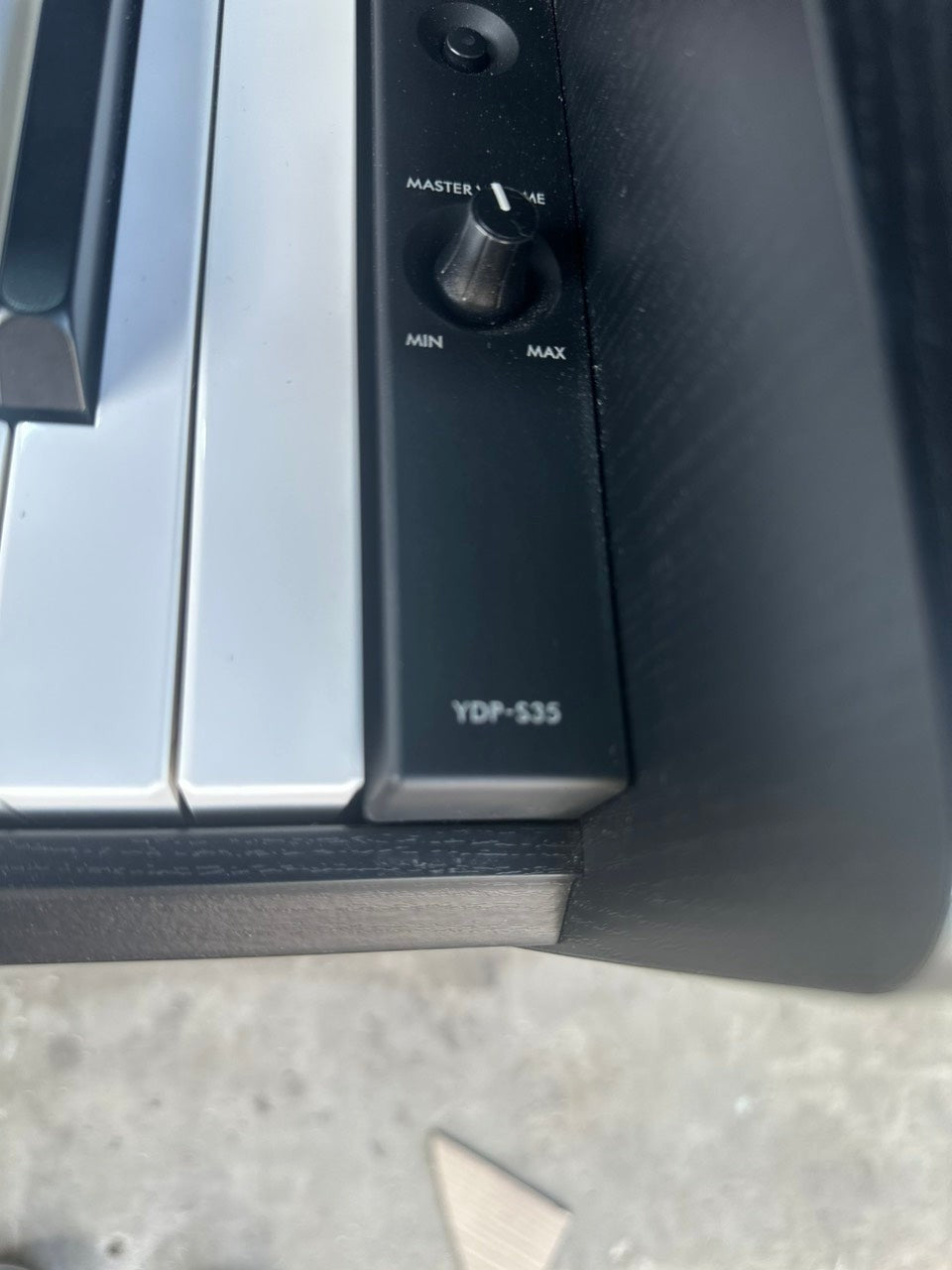 Cận cảnh bảng điều khiển âm lượng trên đàn piano điện Yamaha YDP-S35 tại TÂN NHẠC CỤ
