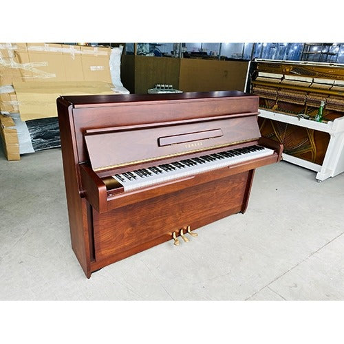 Yamaha M1A Walnut