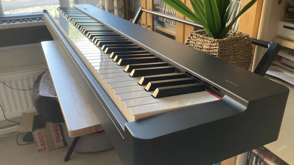 Đàn Piano Điện Yamaha P225, Hàng Trưng Bày