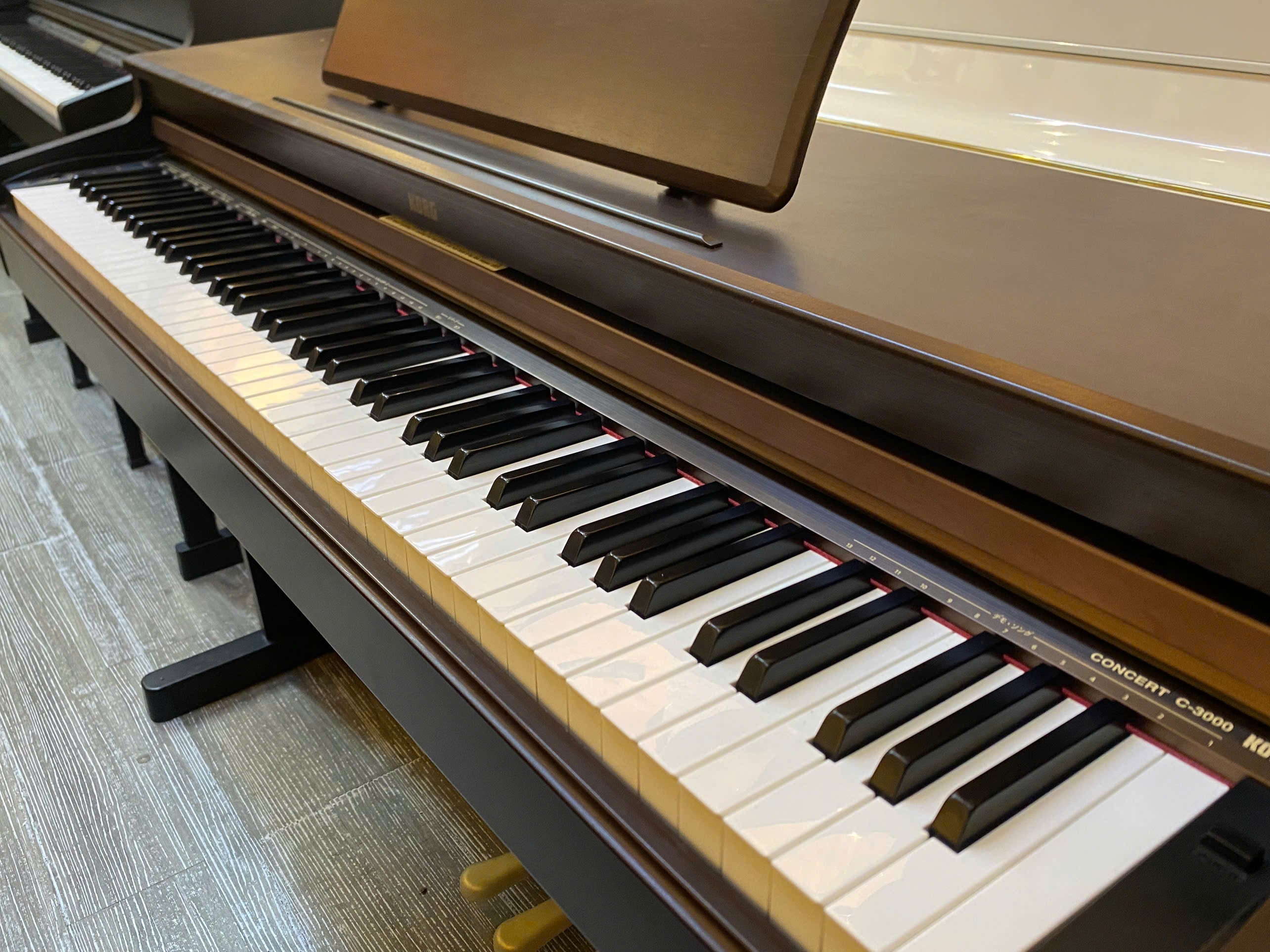 Đàn Piano Điện Korg C3000