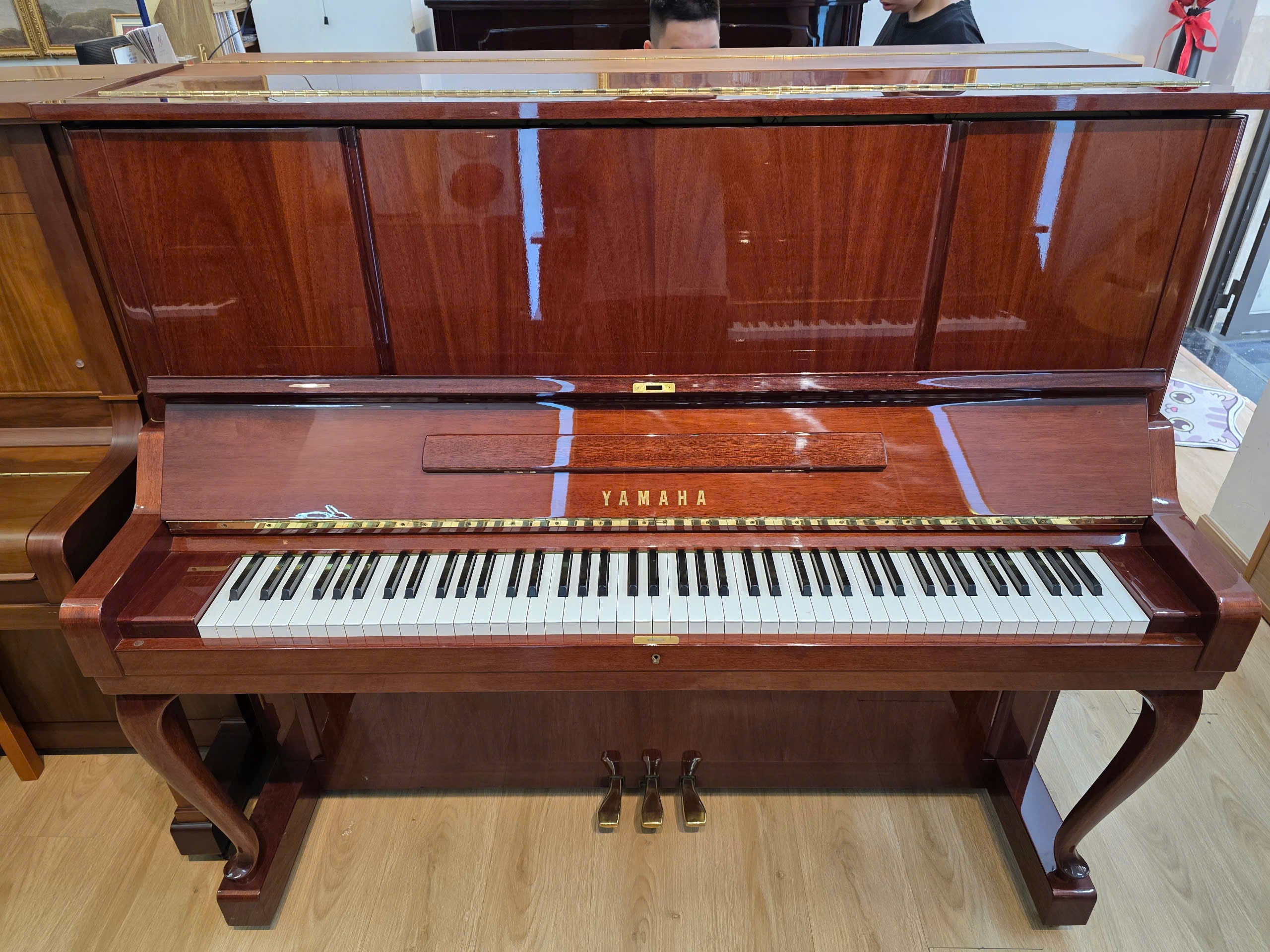 Đàn Piano Cơ Yamaha W106B