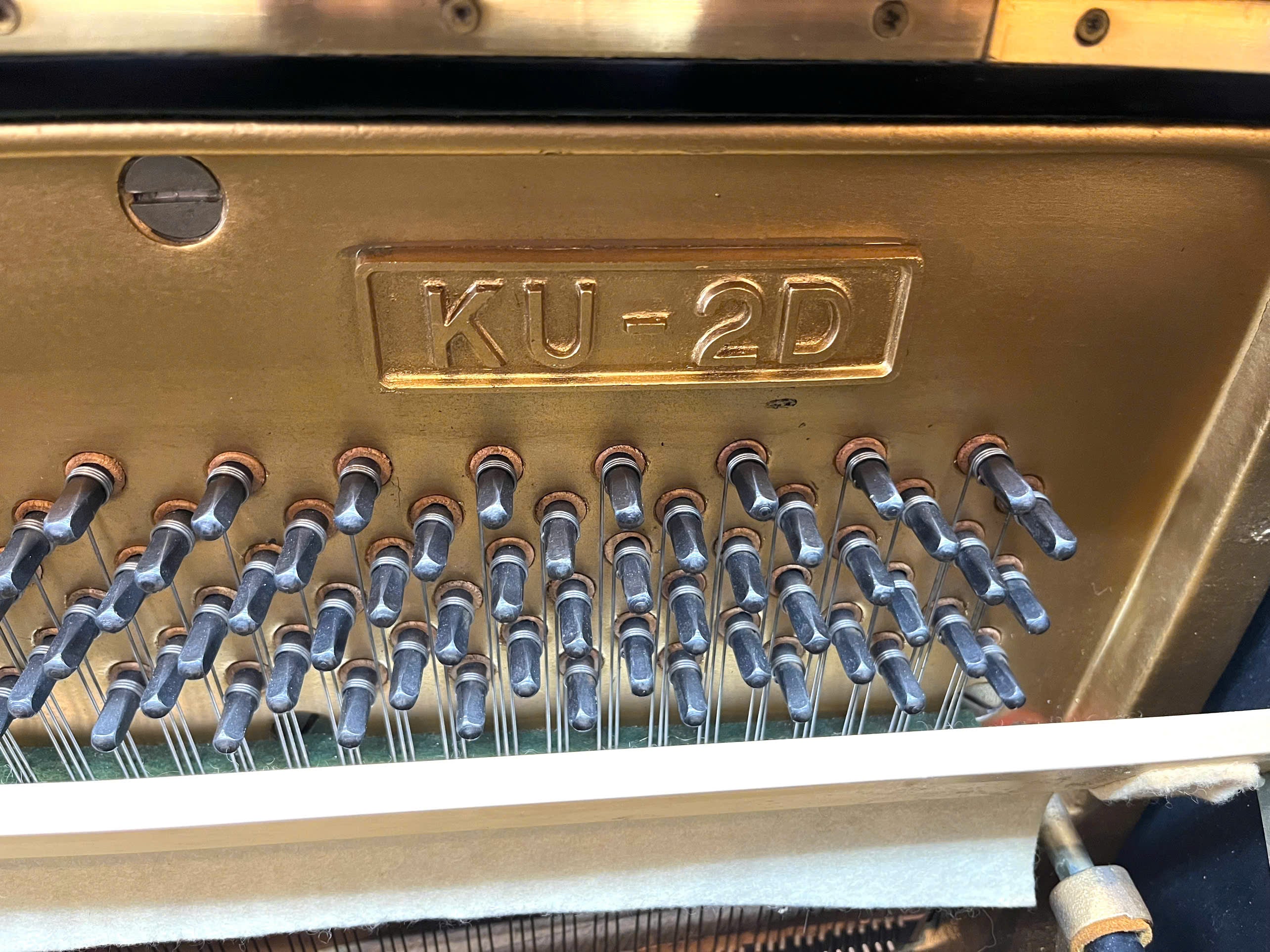 Đàn Piano Cơ Upright Kawai KU2D