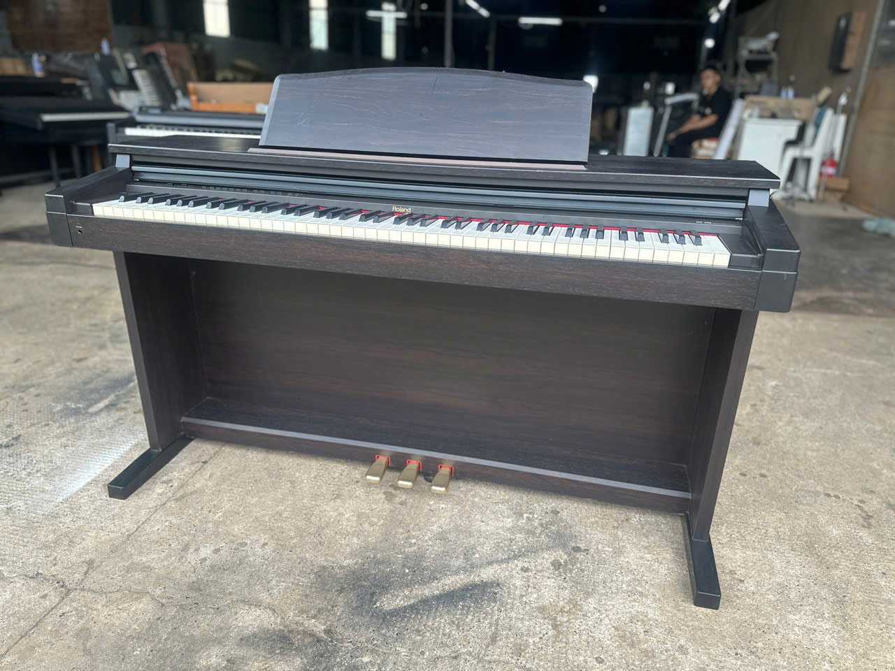 Đàn Piano Điện Roland HP230R