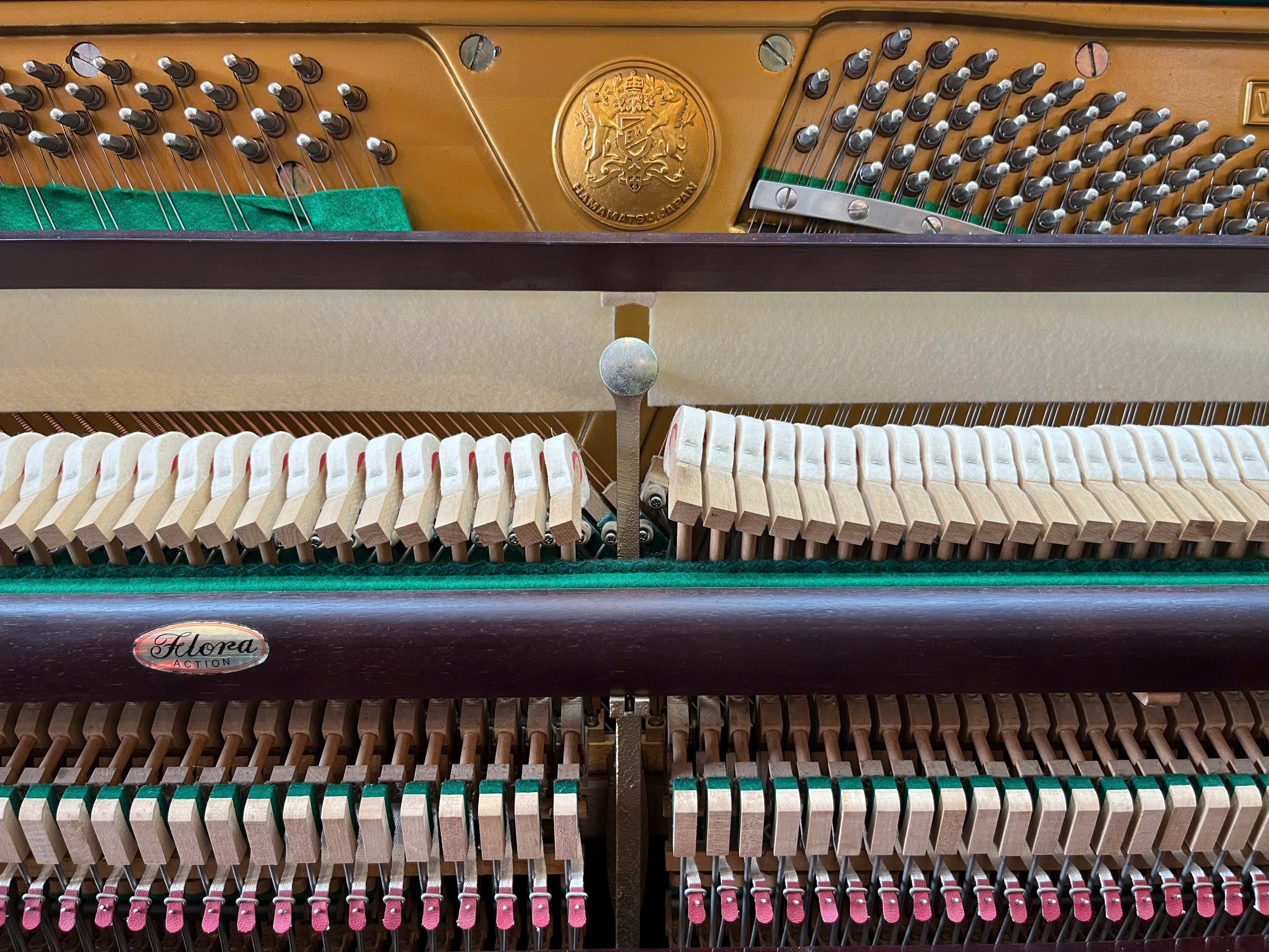 Đàn Piano Cơ Upright EARL WINDSOR - Made In Japan