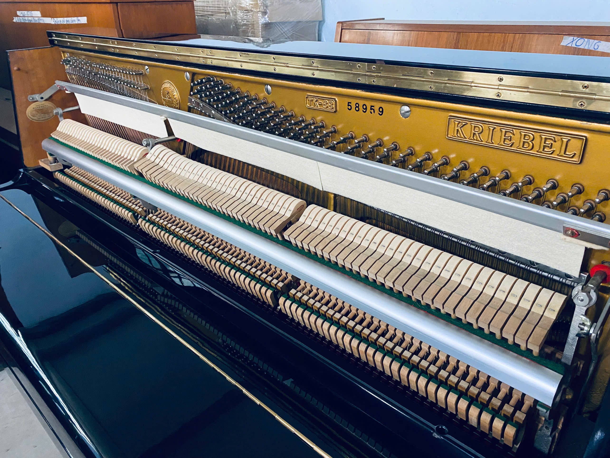 Đàn Piano Cơ KRIEBEL TK 88