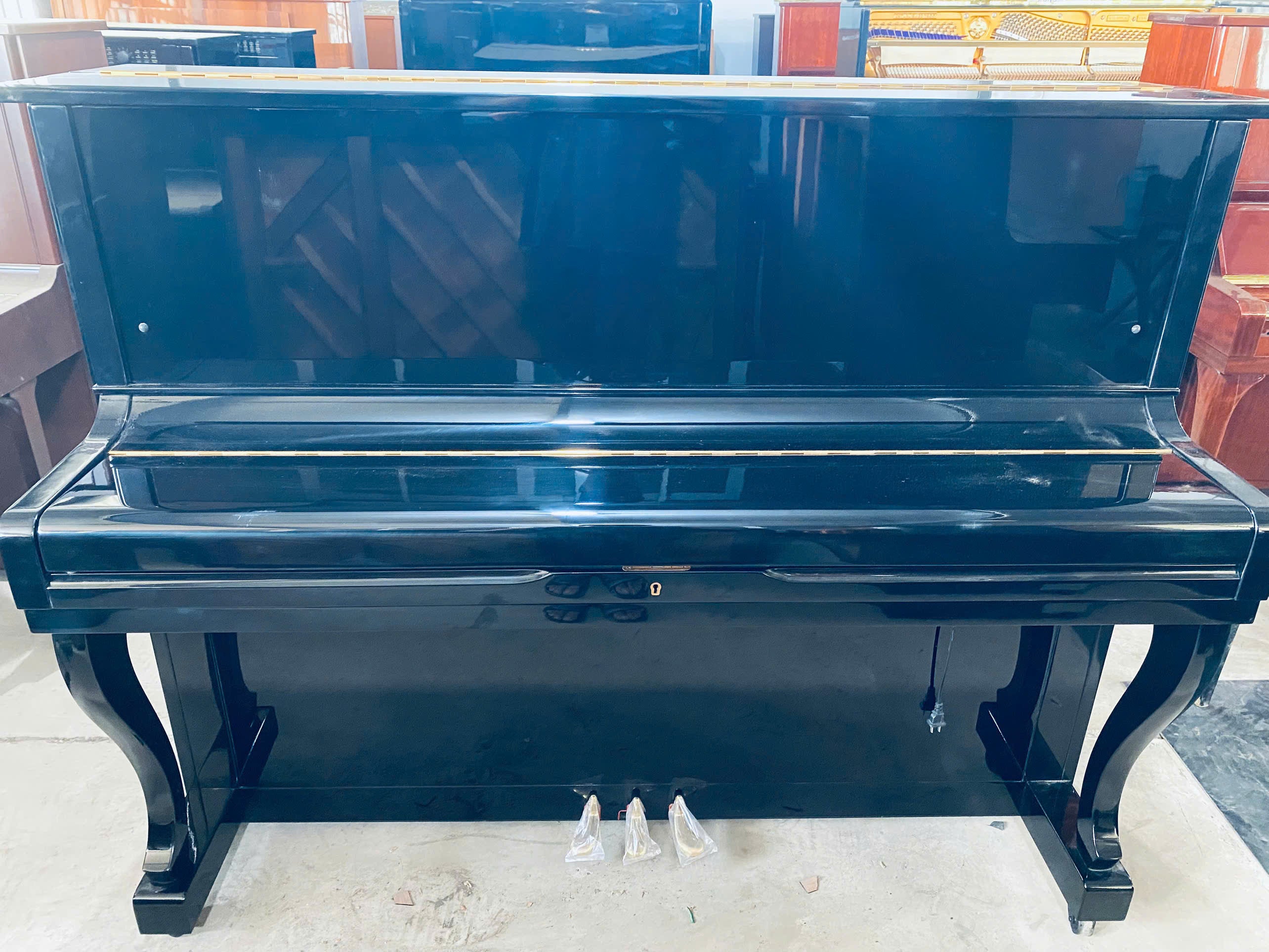 Đàn Piano Cơ EMERSON