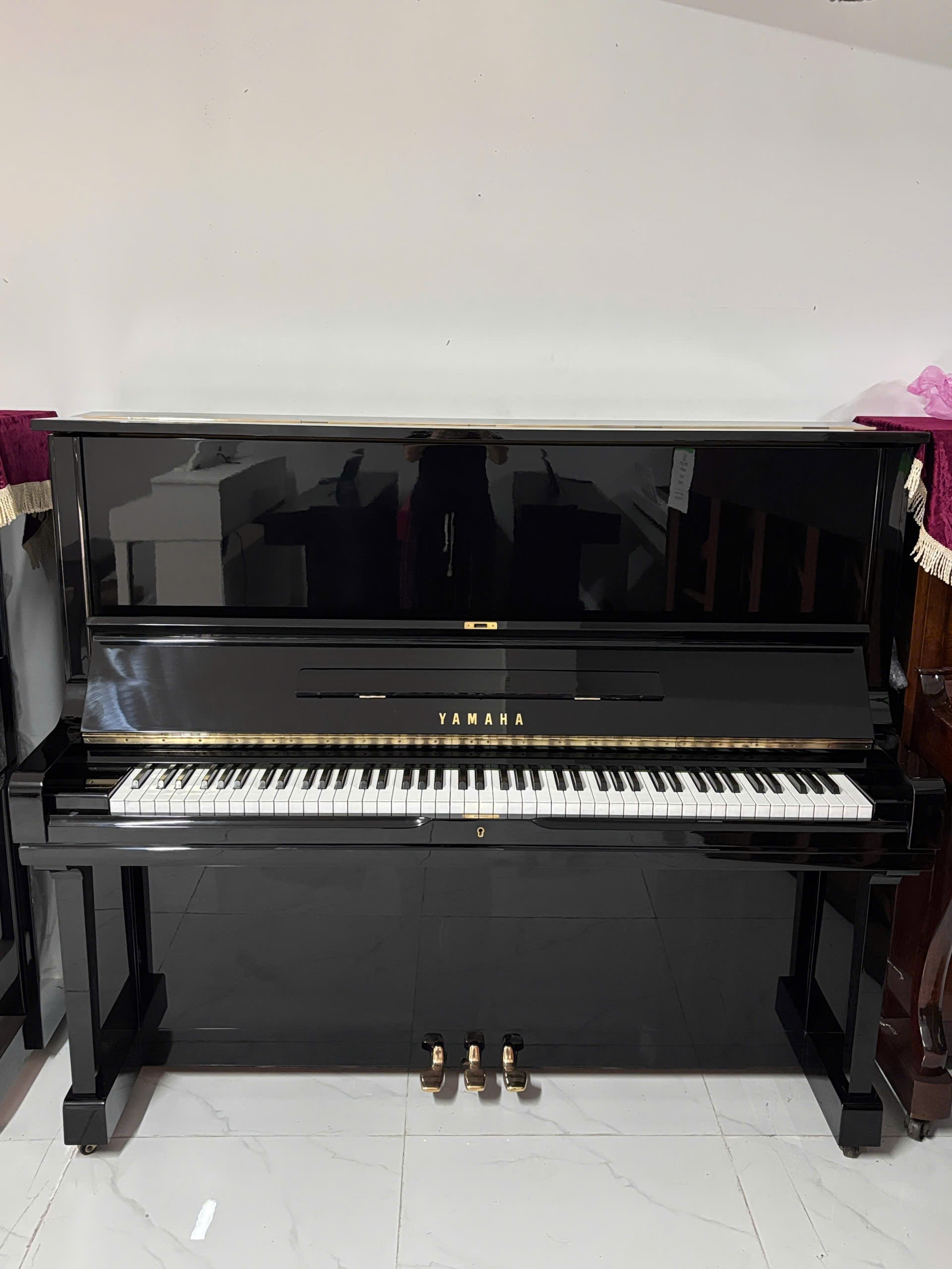 Đàn Piano Cơ Upright Yamaha U3H