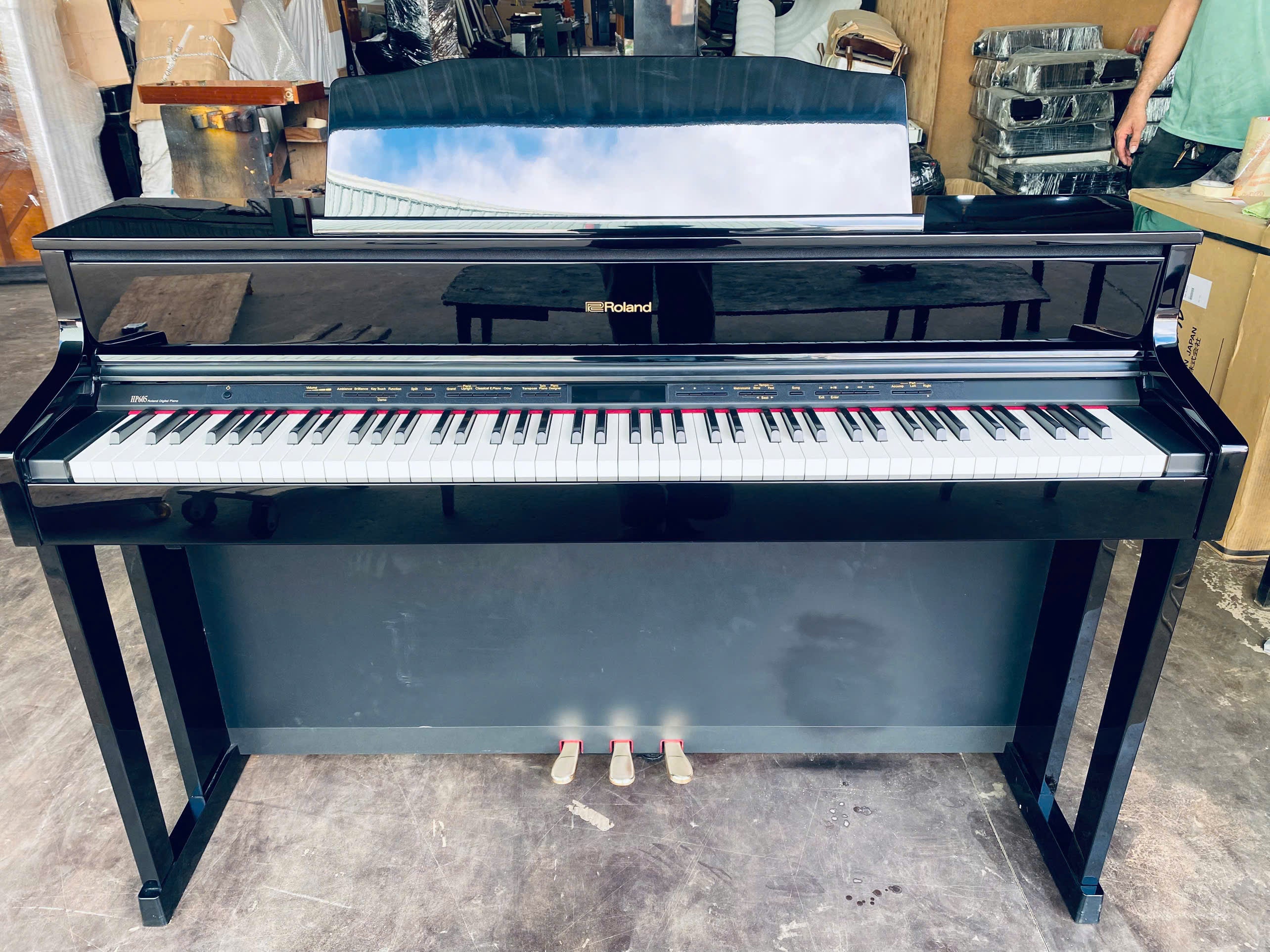 Đàn Piano Điện Roland HP605