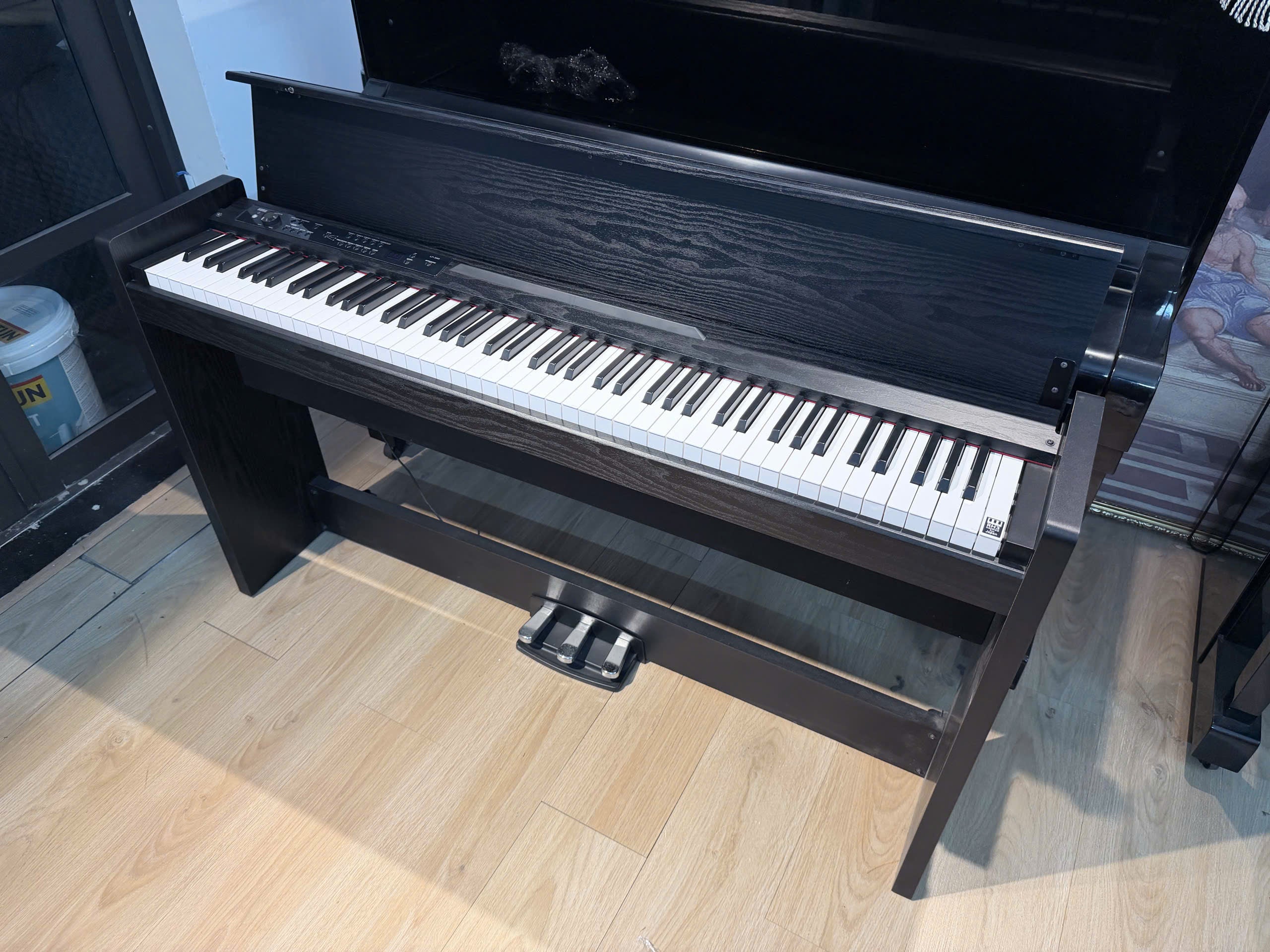 Đàn Piano Điện Korg LP380
