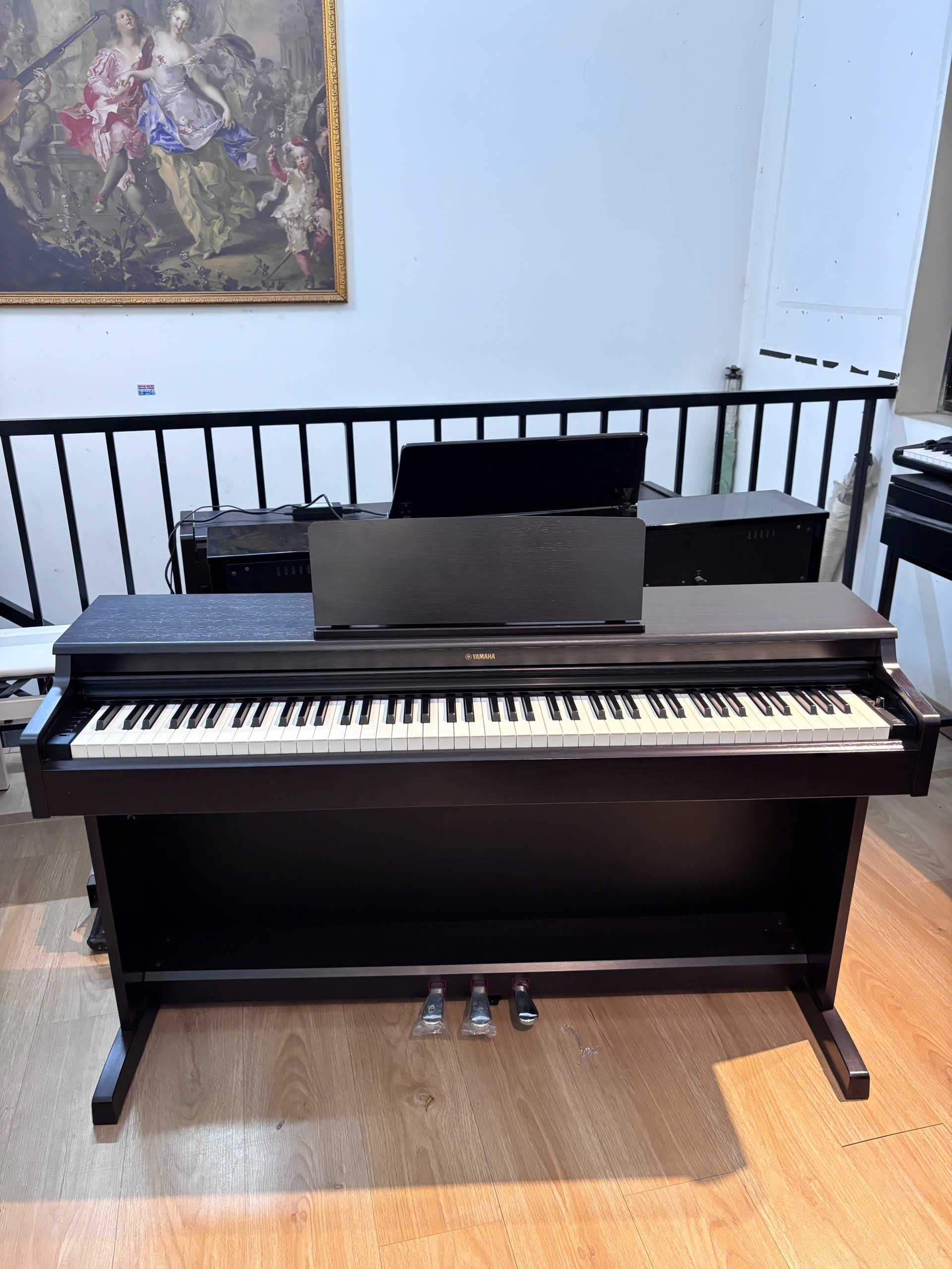 Đàn Piano Điện Yamaha YDP164