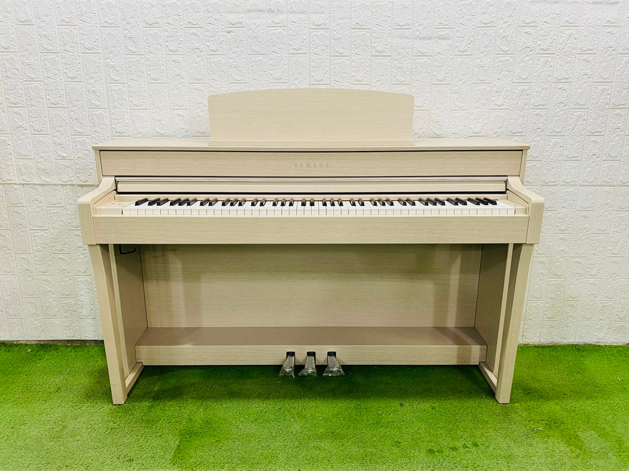 Đàn Piano Điện Yamaha CLP645
