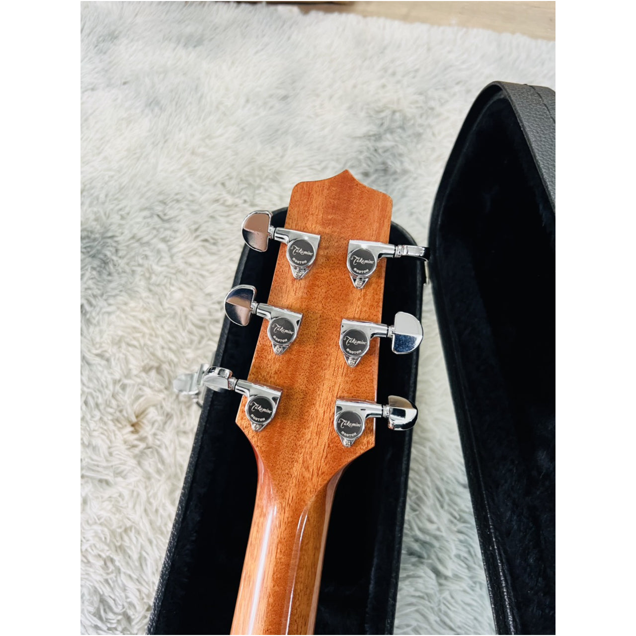 Đàn Guitar Acoustic Takamine TSP138 CN