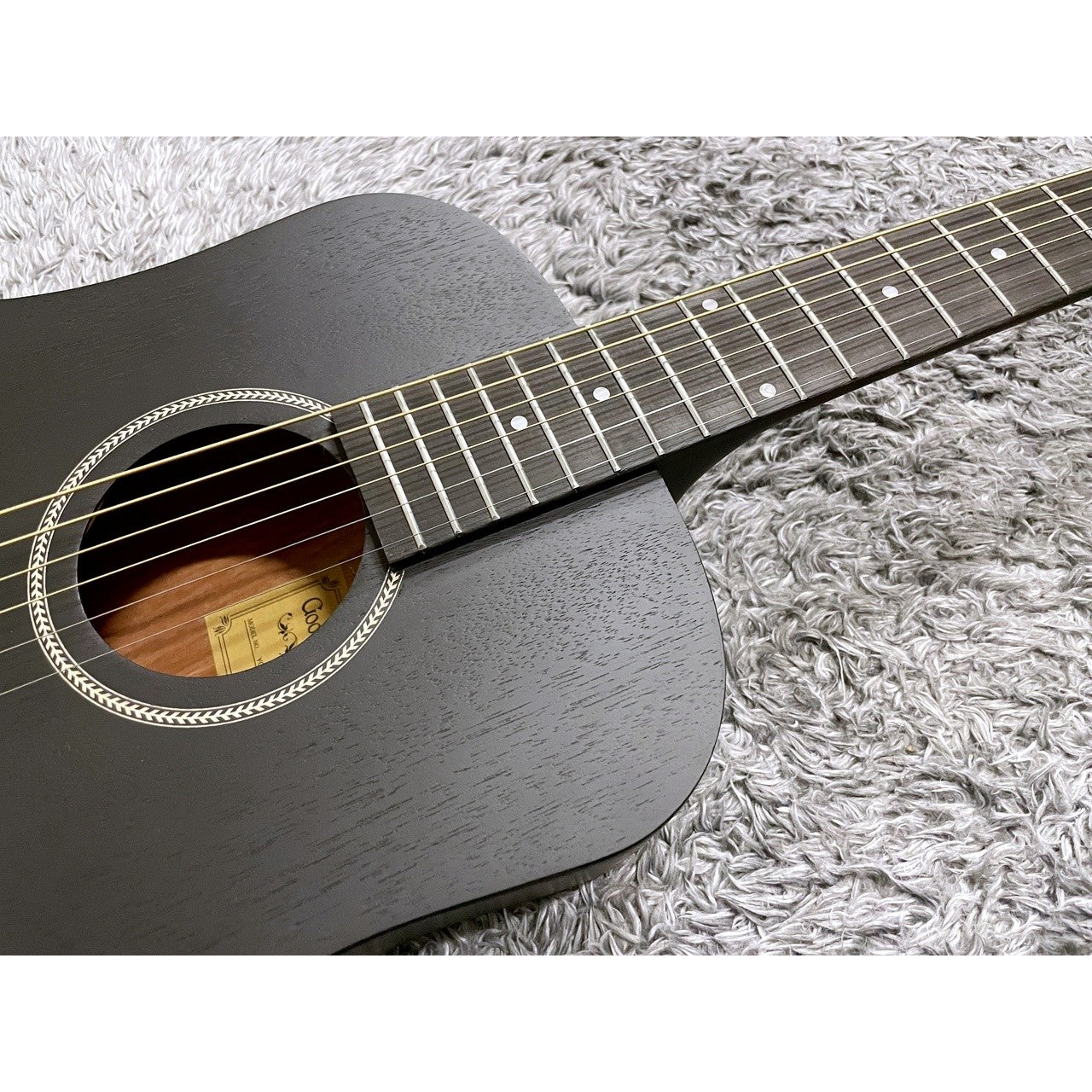 Đàn Guitar Acoustic Goodfellow YGM-300