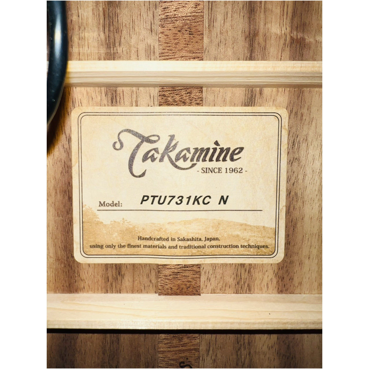 Đàn Guitar Acoustic Takamine TSP138 CN