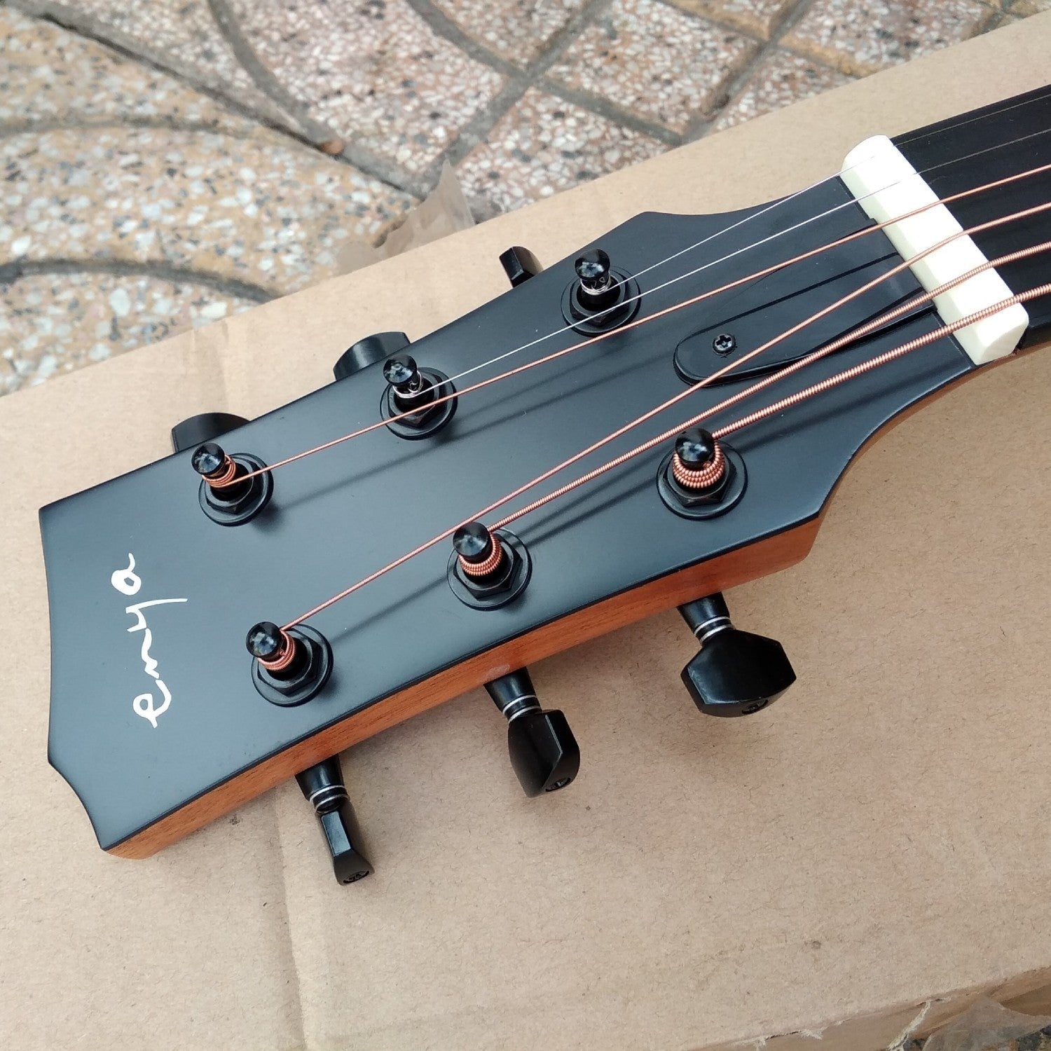 Đàn Guitar Acoustic Enya EA-X1