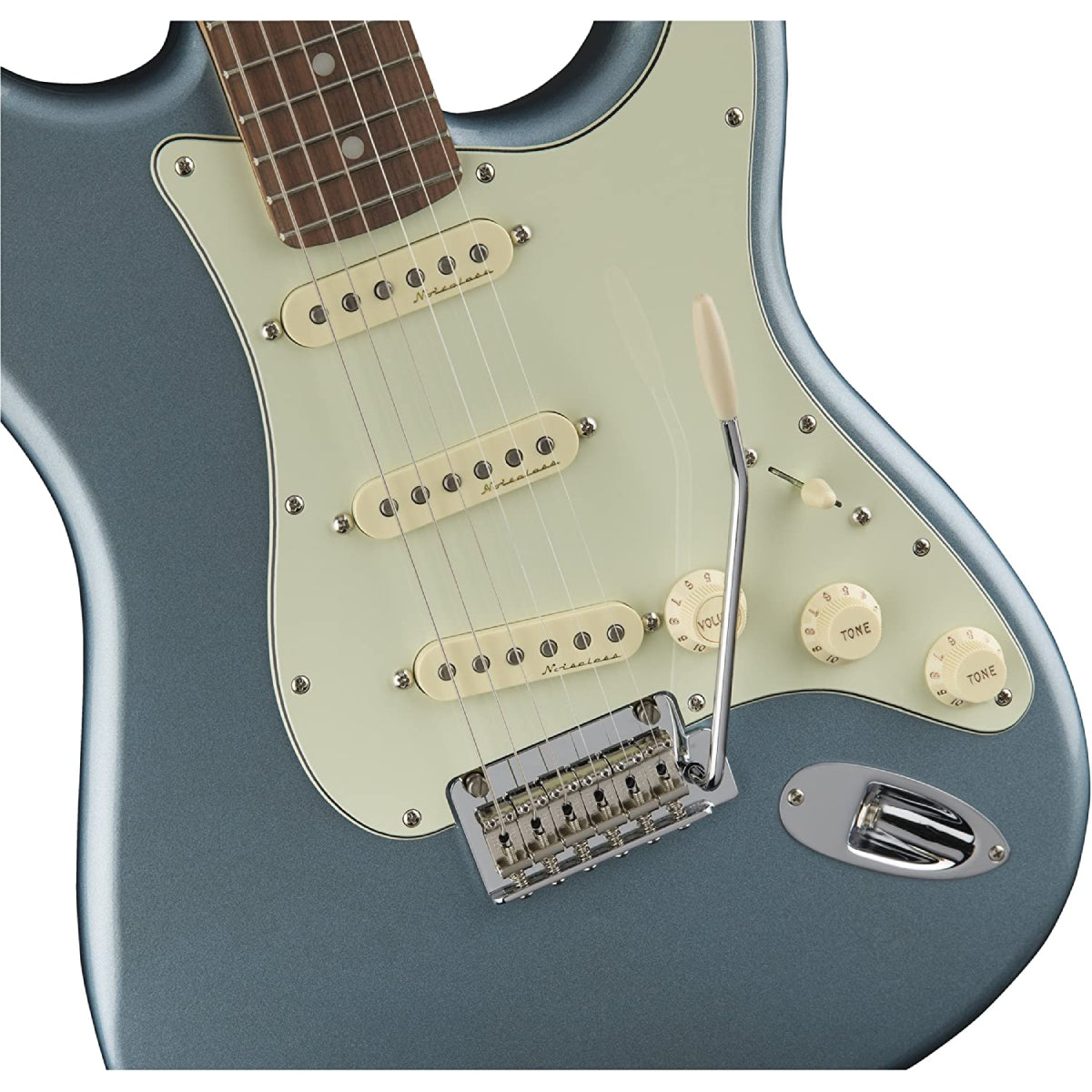 Fender Deluxe Roadhouse Strat, Maple Fingerboard - Việt Music