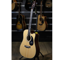 Đàn Guitar Saga SF700C Acoustic