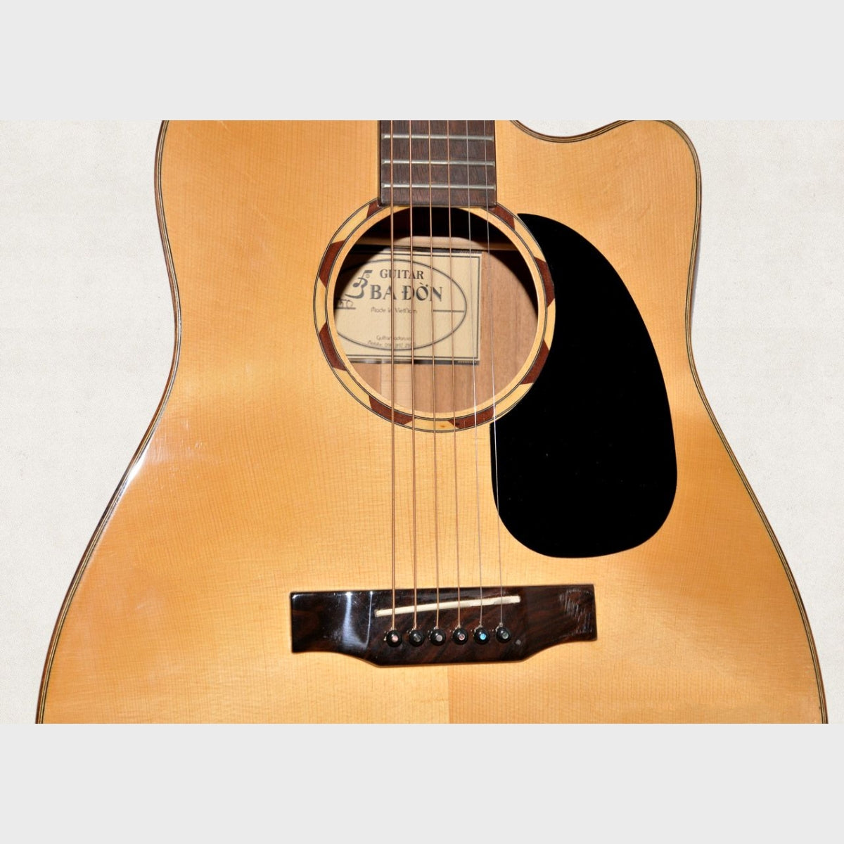 Đàn Guitar Acoustic Ba Đờn J550D