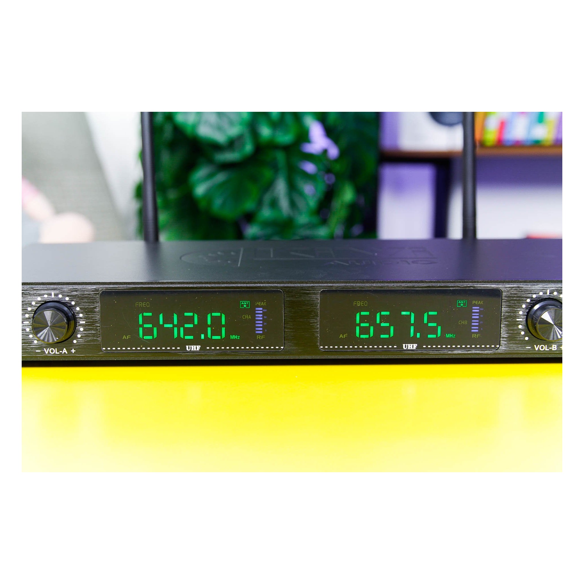 Micro Không Dây Kiwi A3 Plus-Việt Music