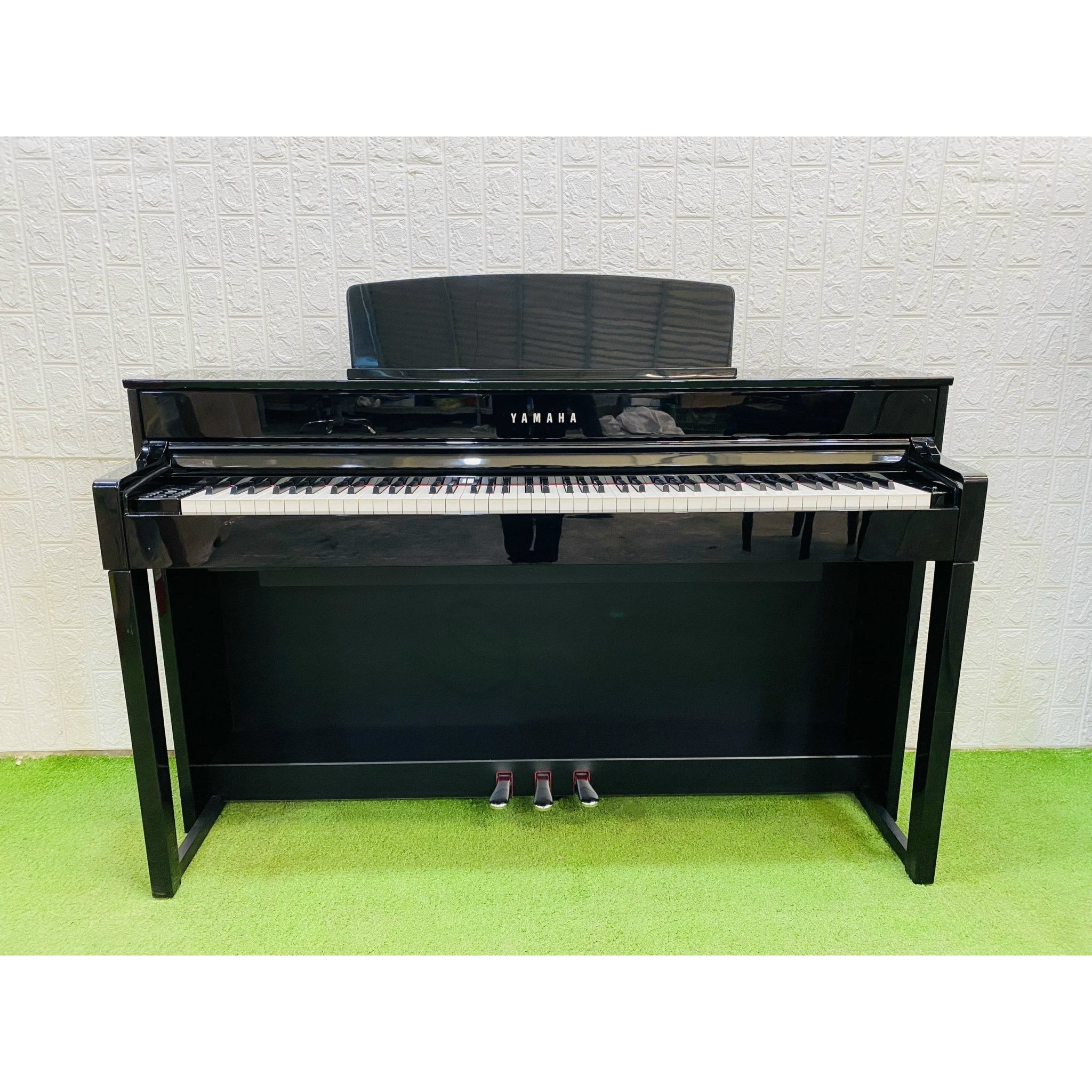 Đàn Piano Điện Yamaha CLP575