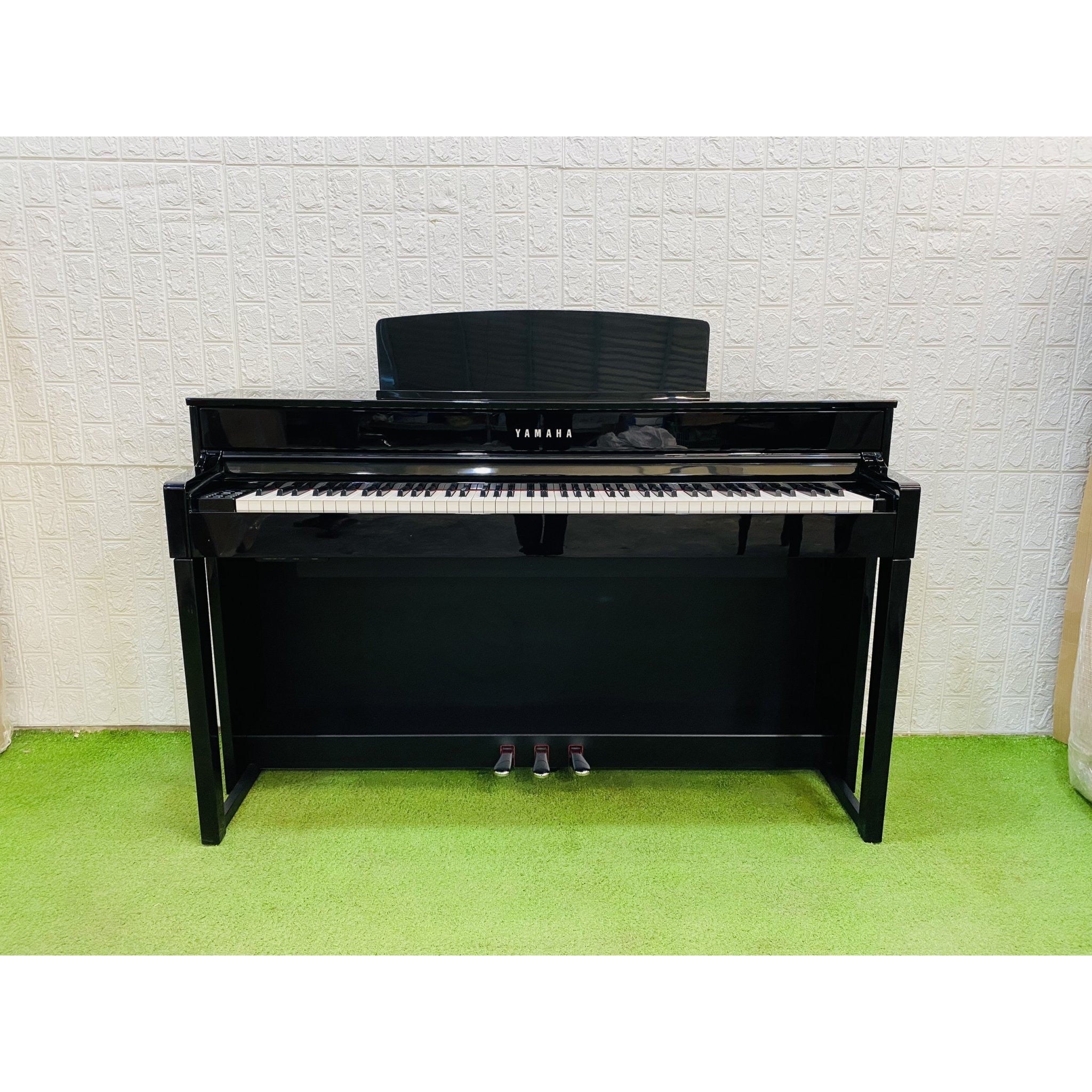 Đàn Piano Điện Yamaha CLP575